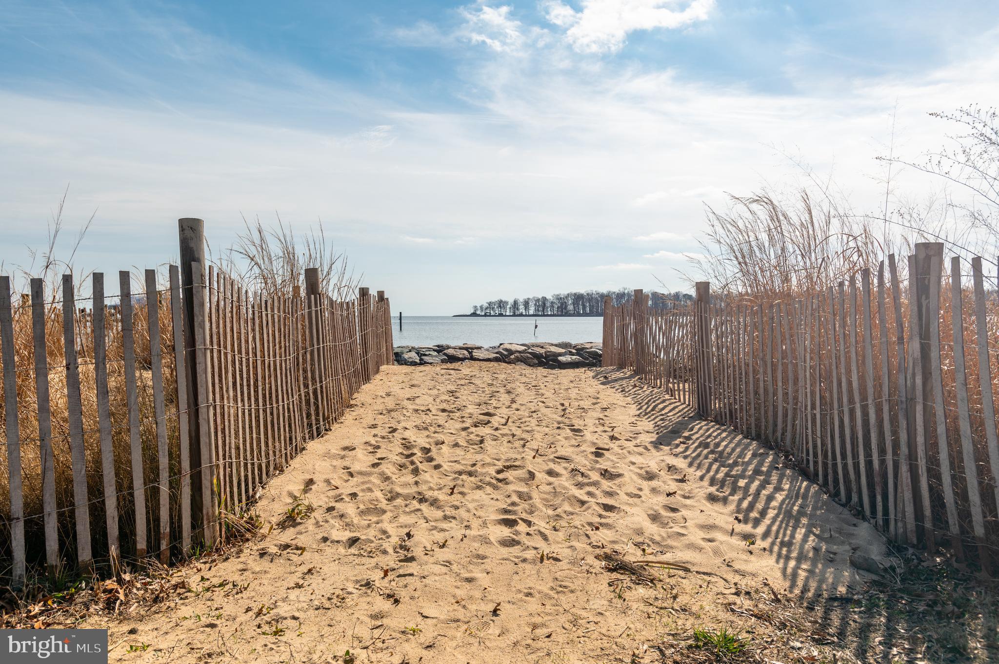 ARUNDEL ON THE BAY - Residential Lease