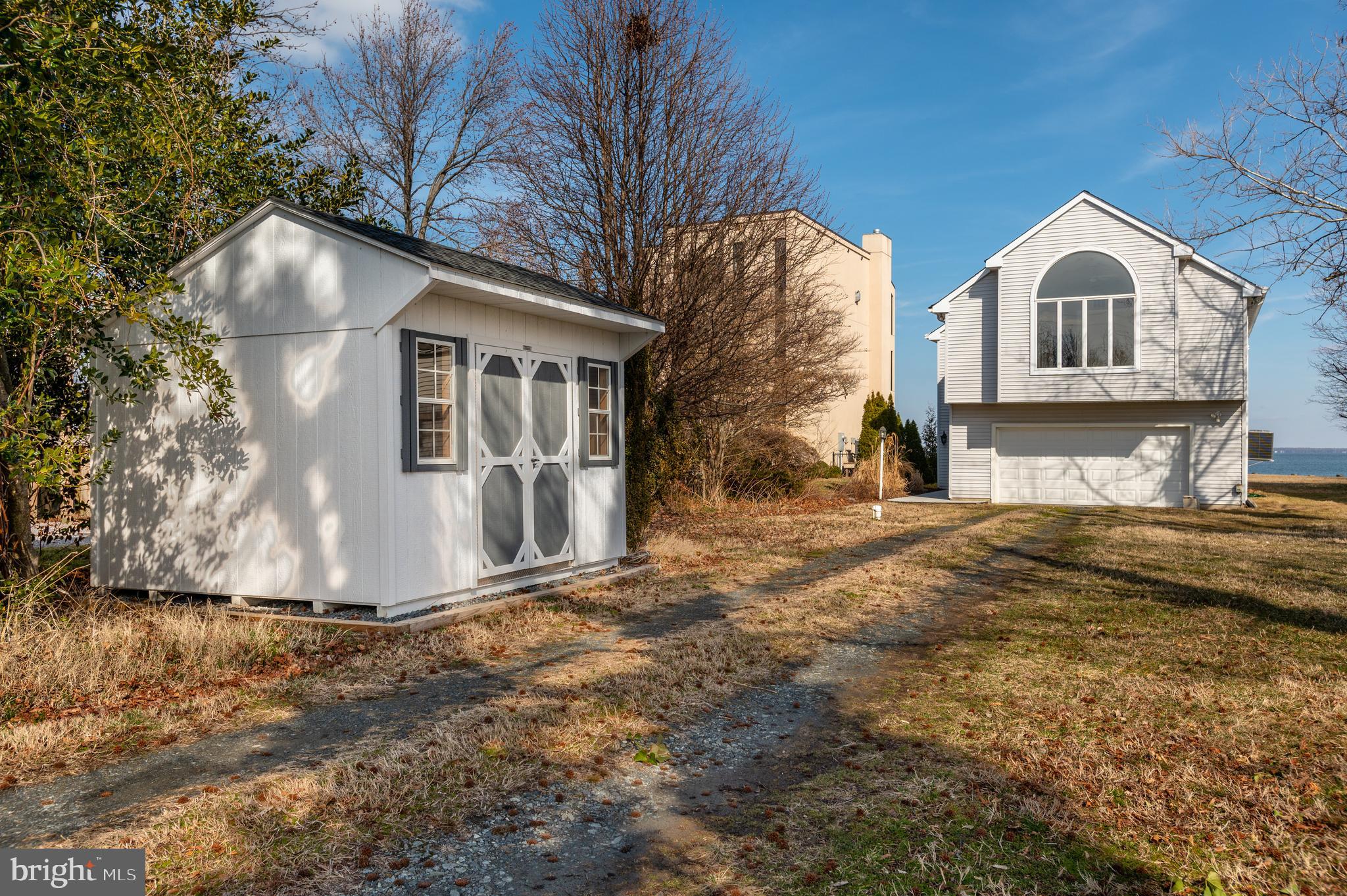 ARUNDEL ON THE BAY - Residential Lease