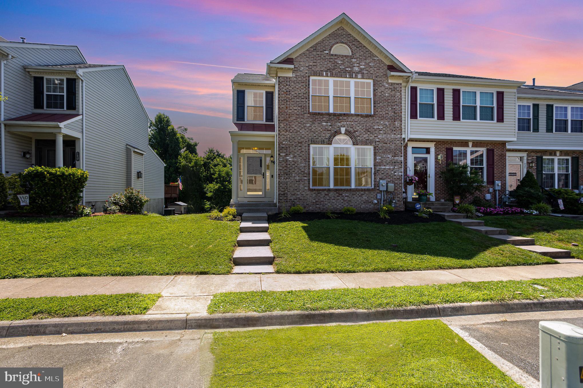 423 DEERHILL CIRCLE