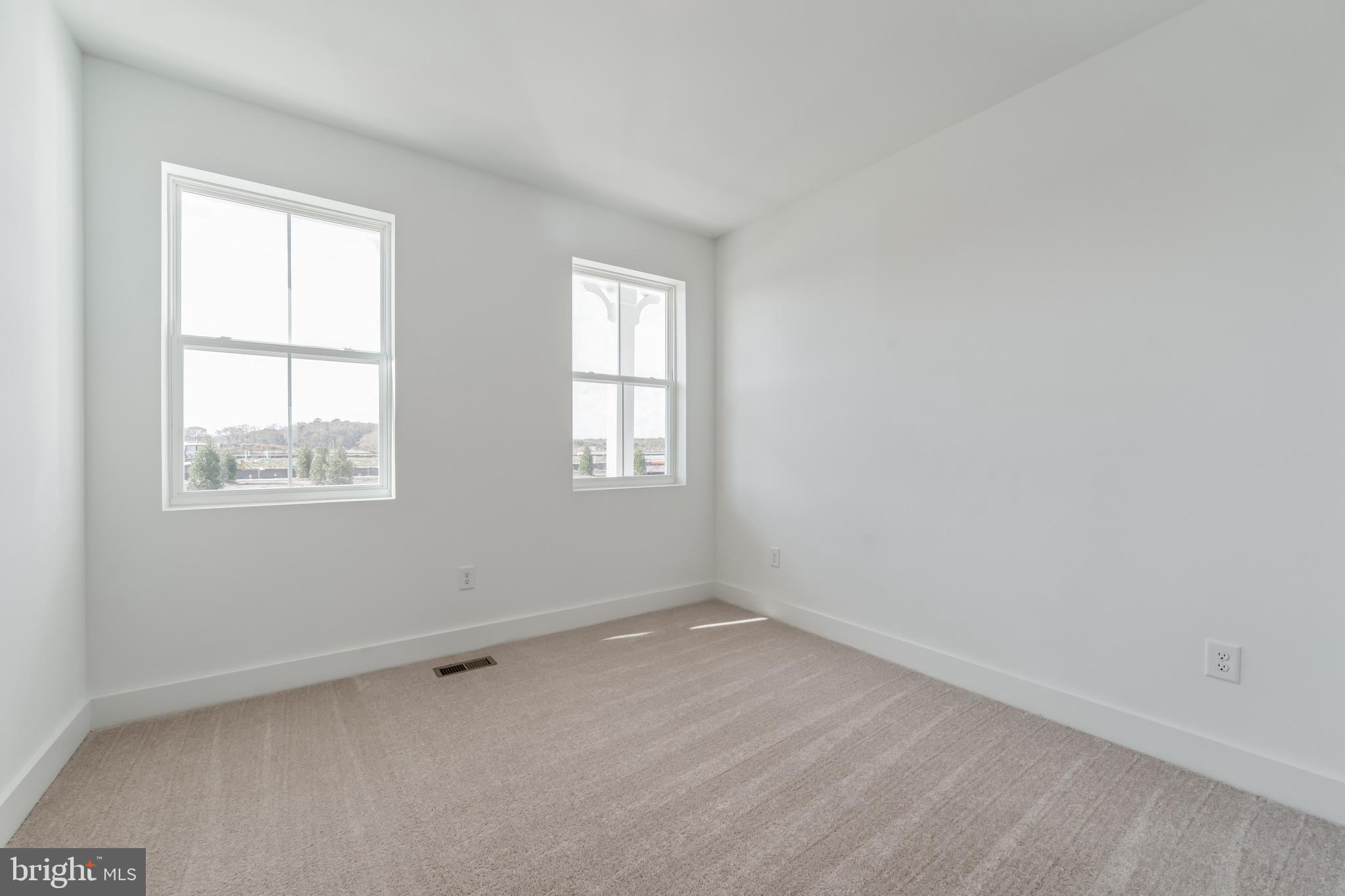 LIBERTY WEST - Residential