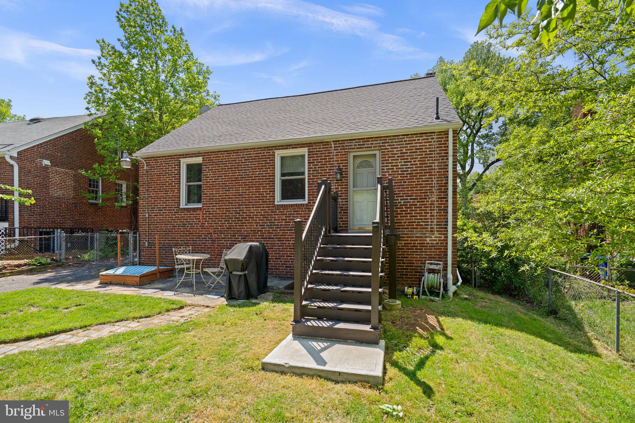 UNIVERSITY PARK - Residential