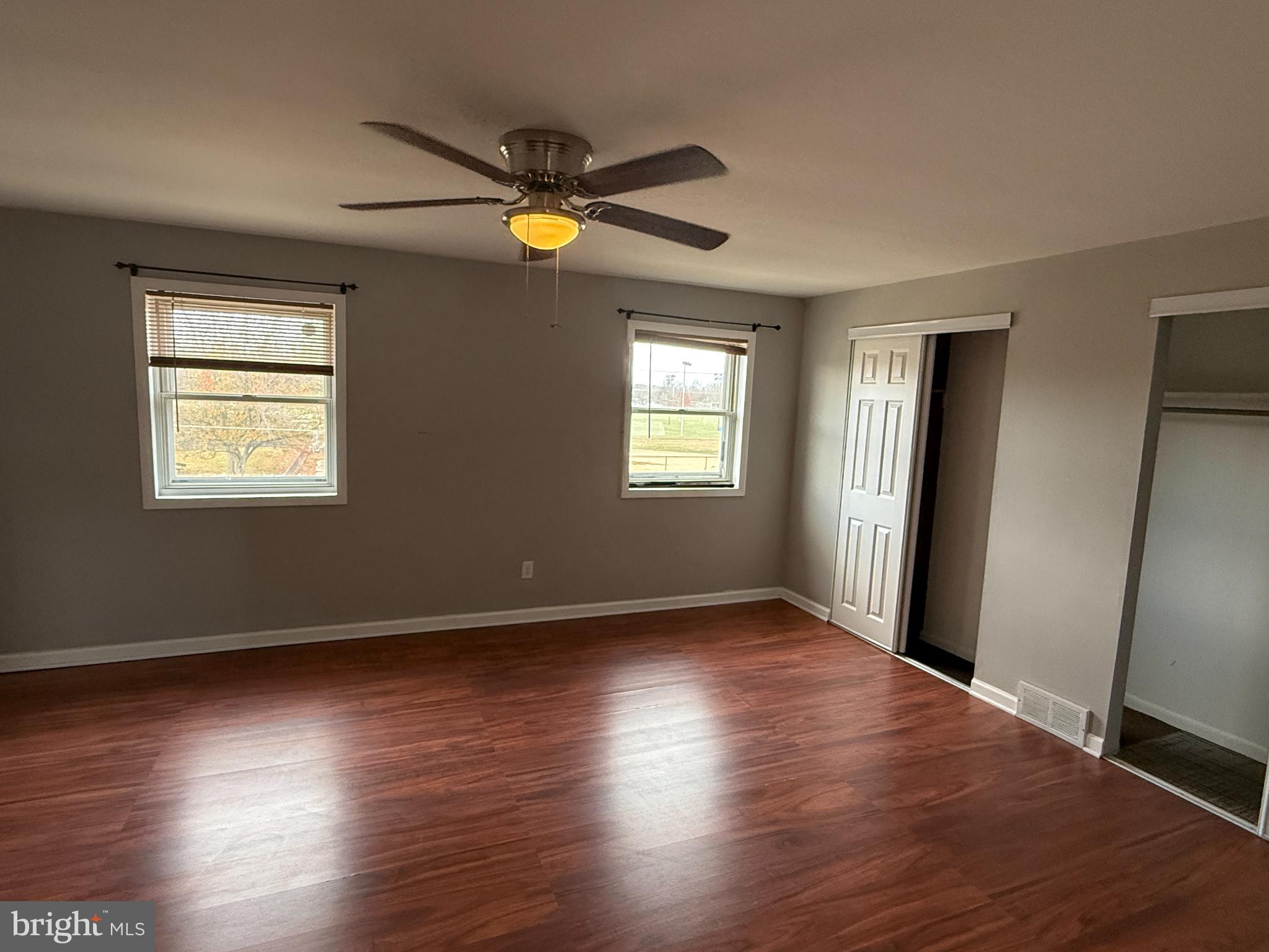 PARKWOOD - Residential Lease