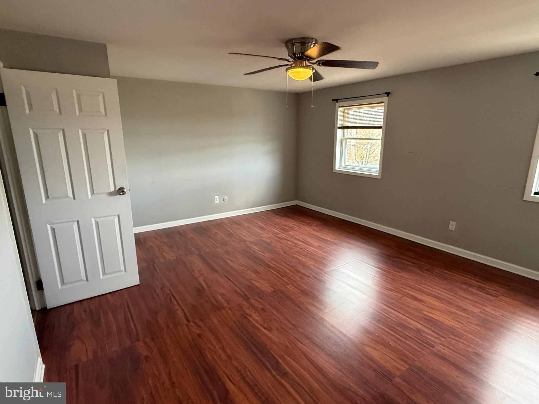 PARKWOOD - Residential Lease