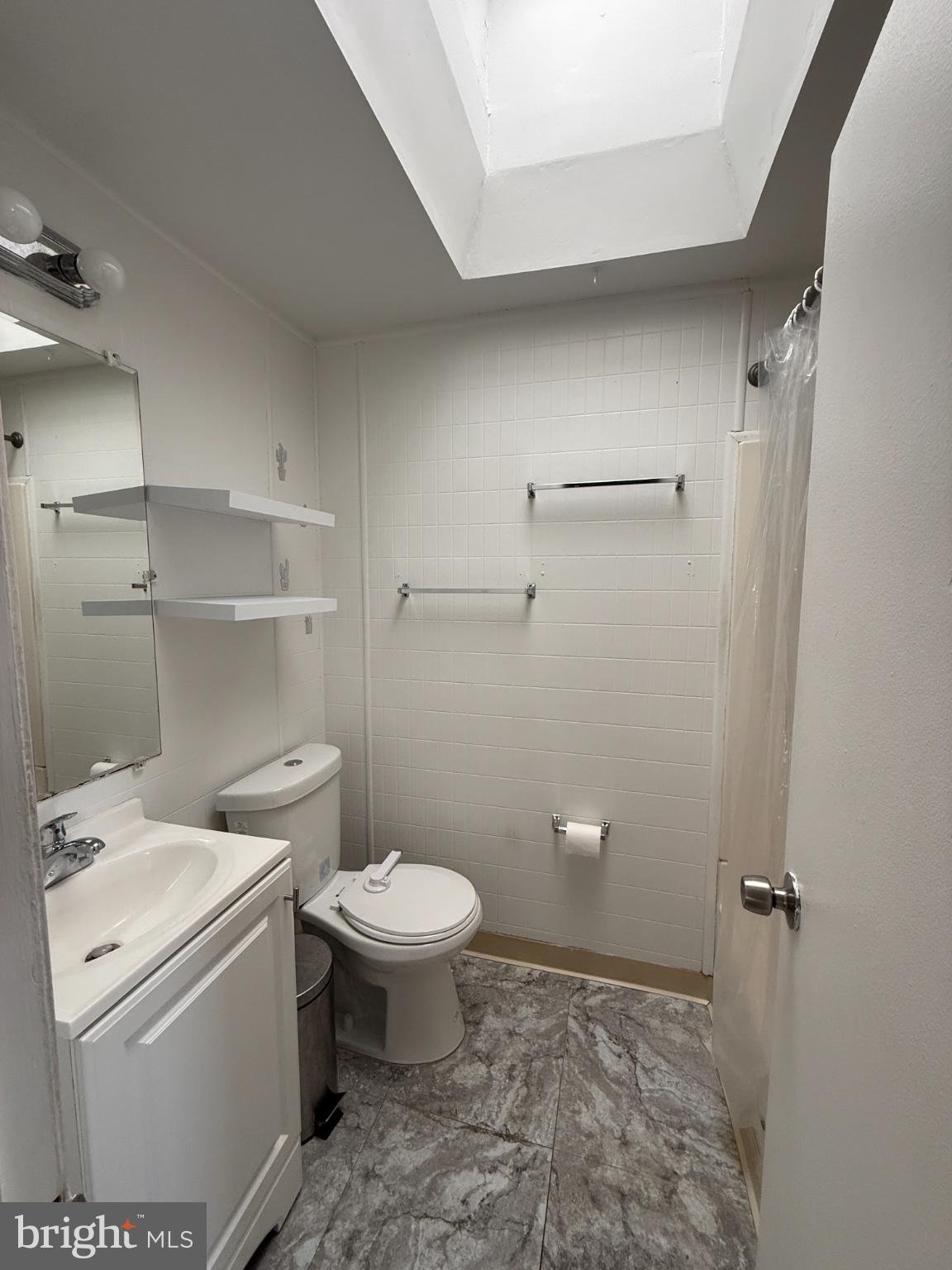 PARKWOOD - Residential Lease