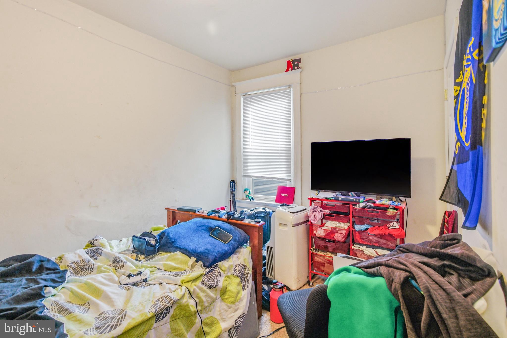 OVERBROOK - Residential