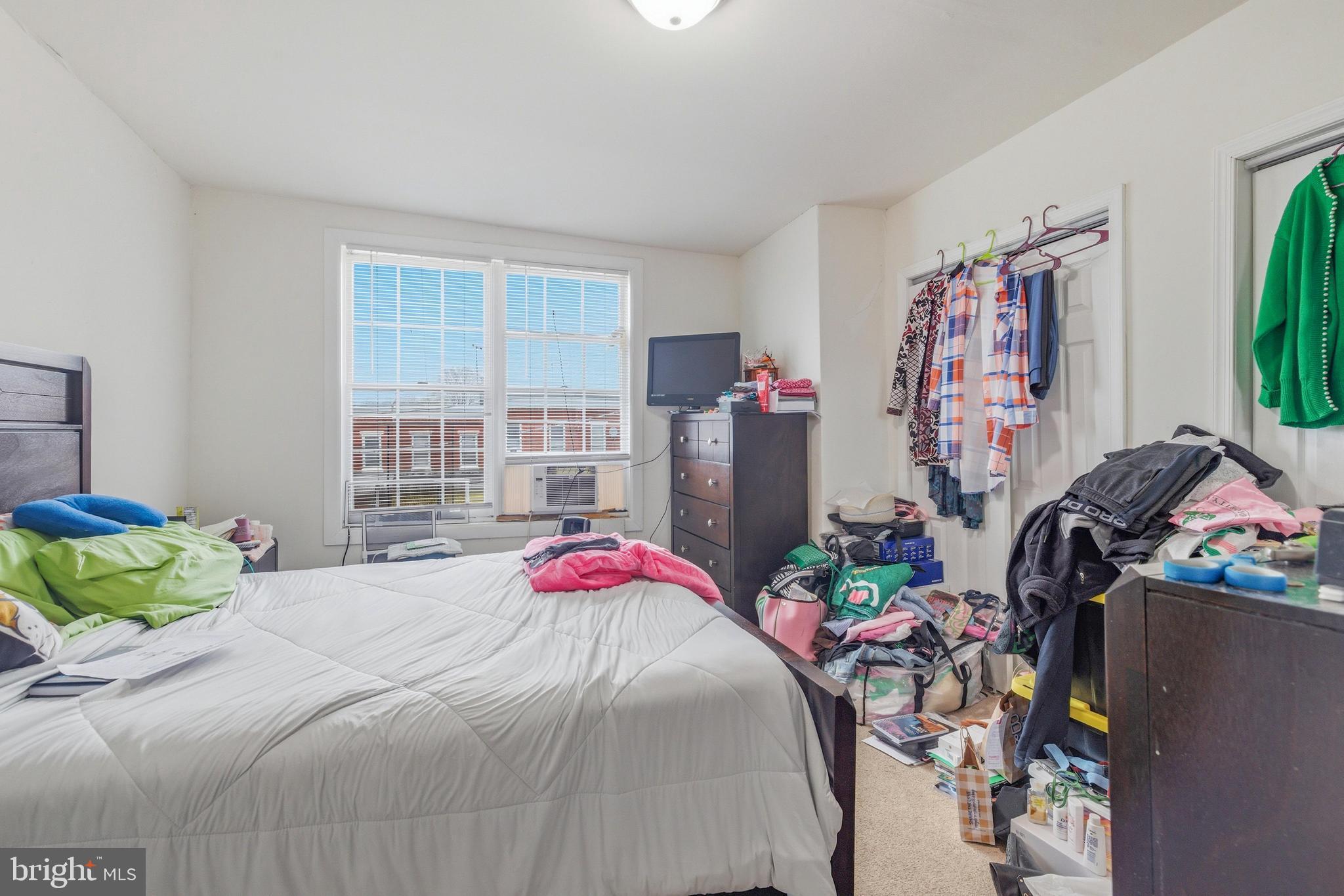 OVERBROOK - Residential