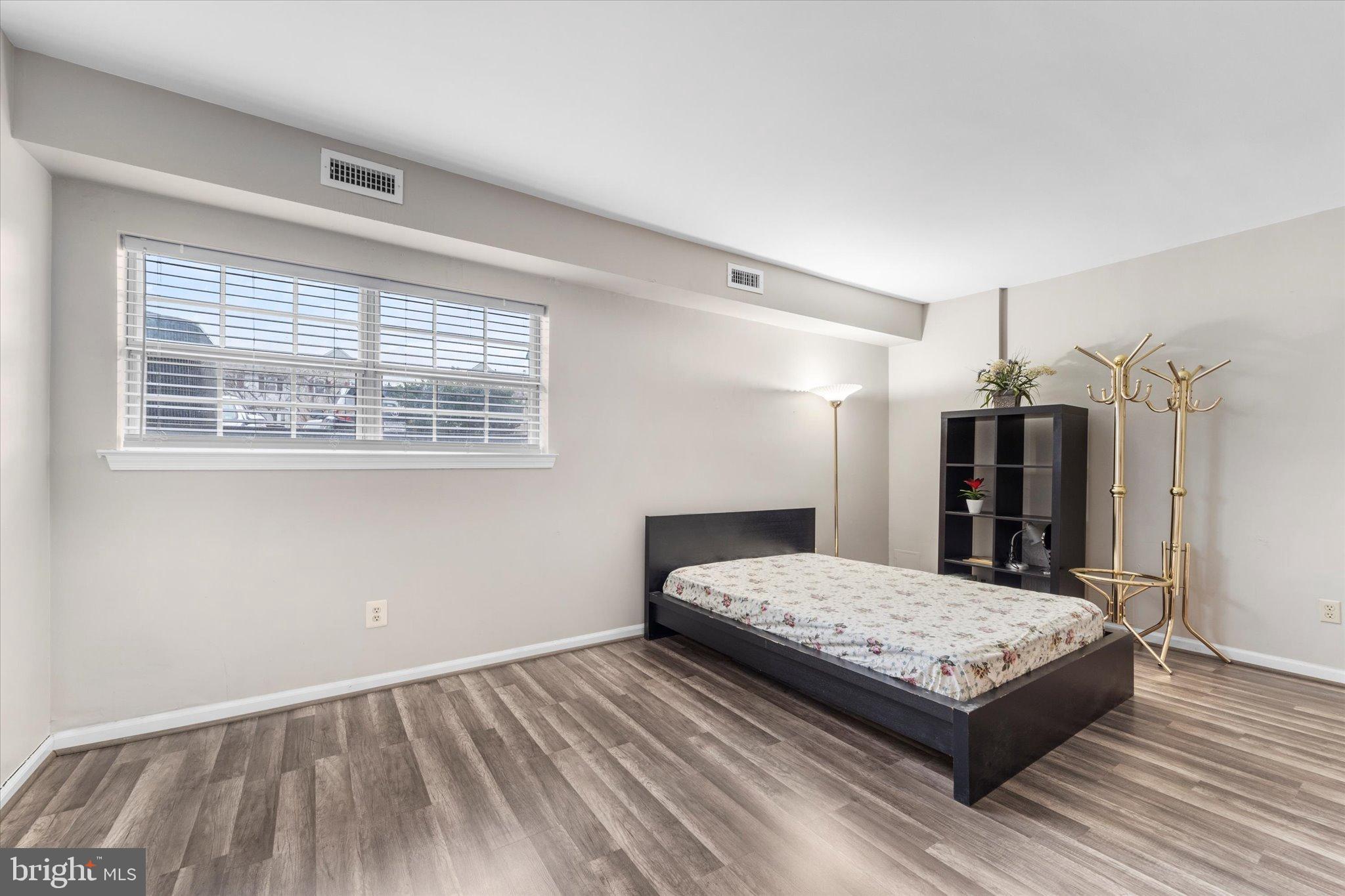 WINDING BROOK - Residential