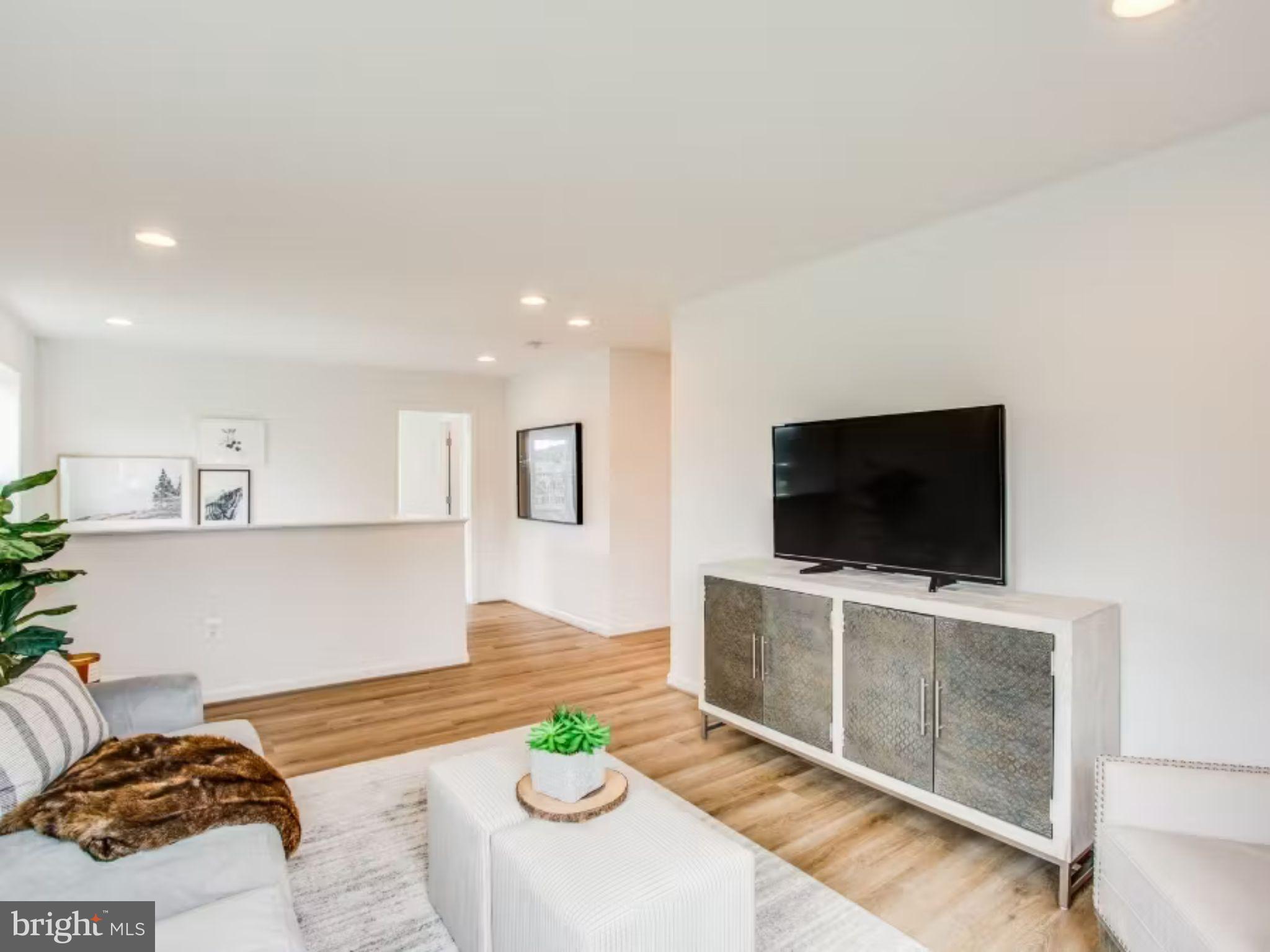 FAWN LAKE - Residential