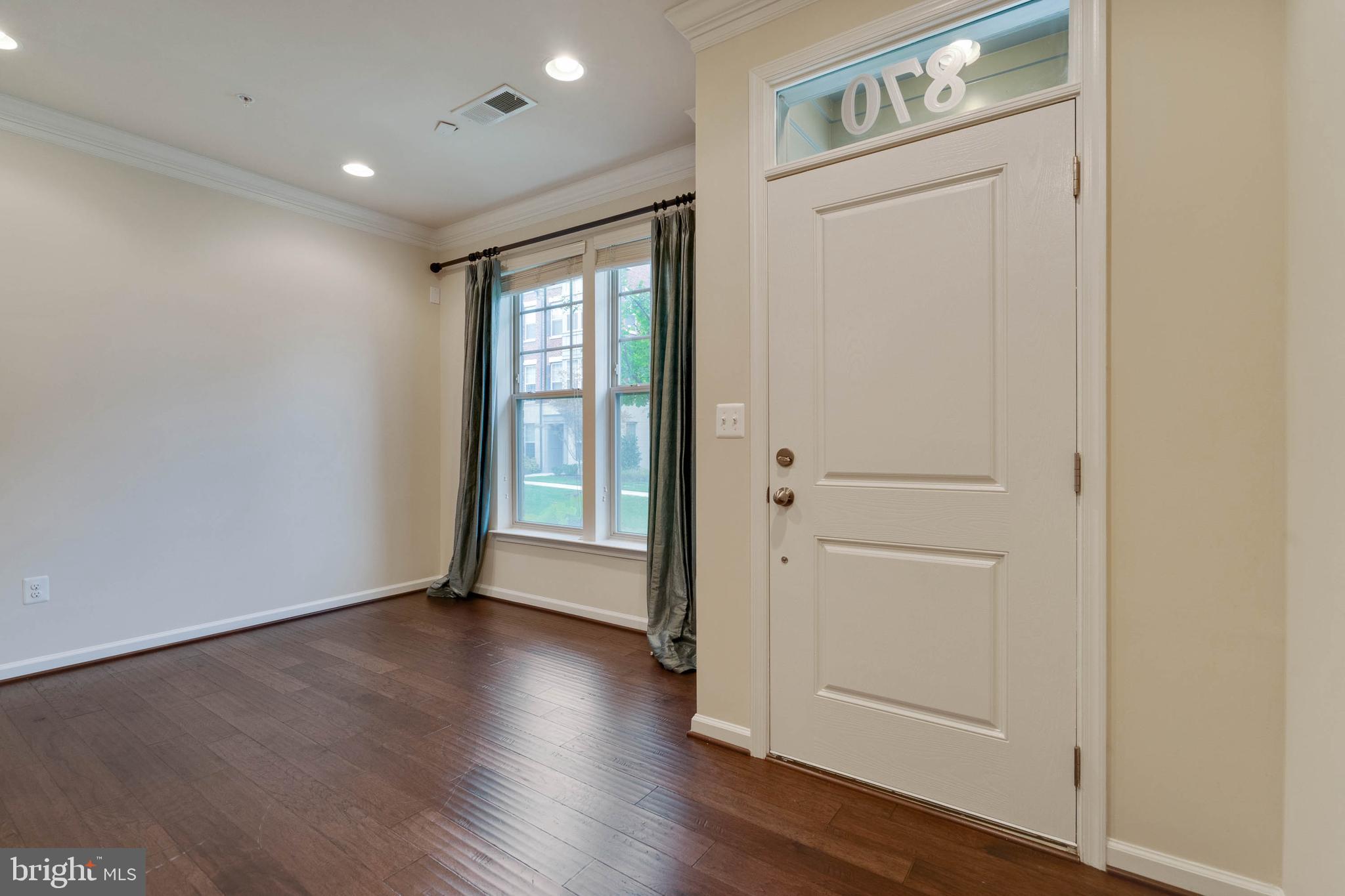 POTOMAC OVERLOOK AT NATIONAL HARBOR - Residential