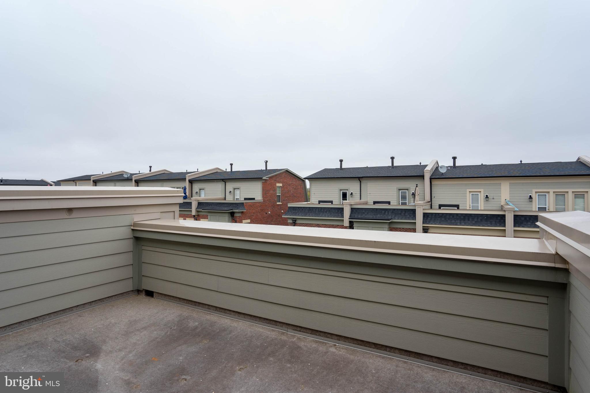 POTOMAC OVERLOOK AT NATIONAL HARBOR - Residential