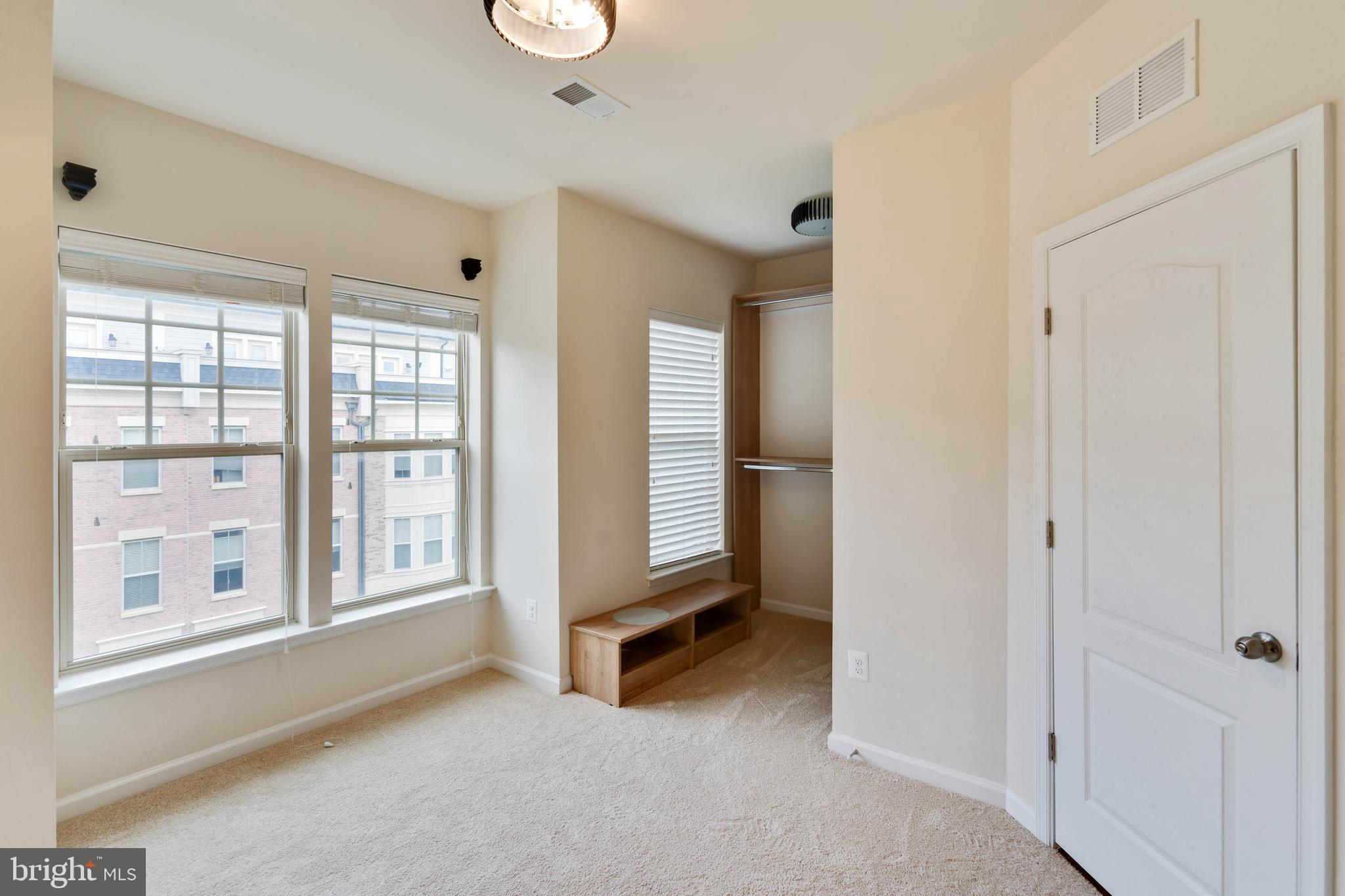 POTOMAC OVERLOOK AT NATIONAL HARBOR - Residential