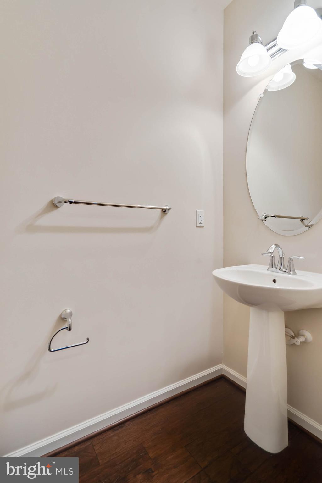 POTOMAC OVERLOOK AT NATIONAL HARBOR - Residential