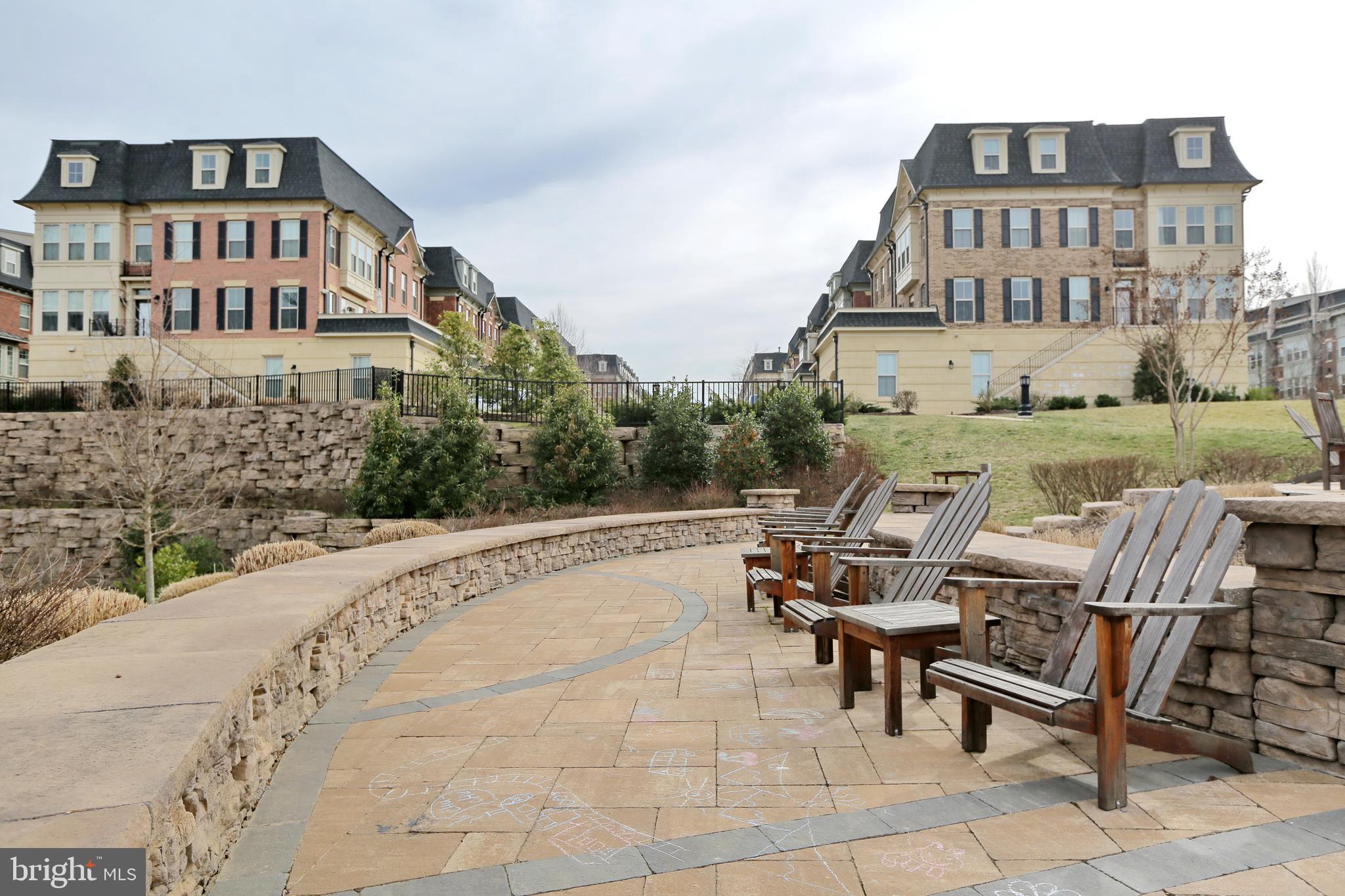 POTOMAC OVERLOOK AT NATIONAL HARBOR - Residential