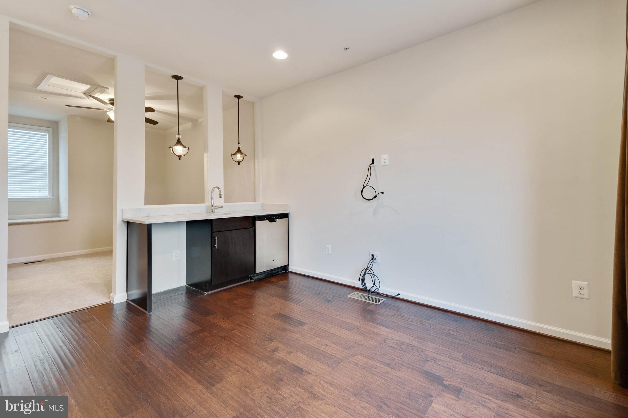 POTOMAC OVERLOOK AT NATIONAL HARBOR - Residential