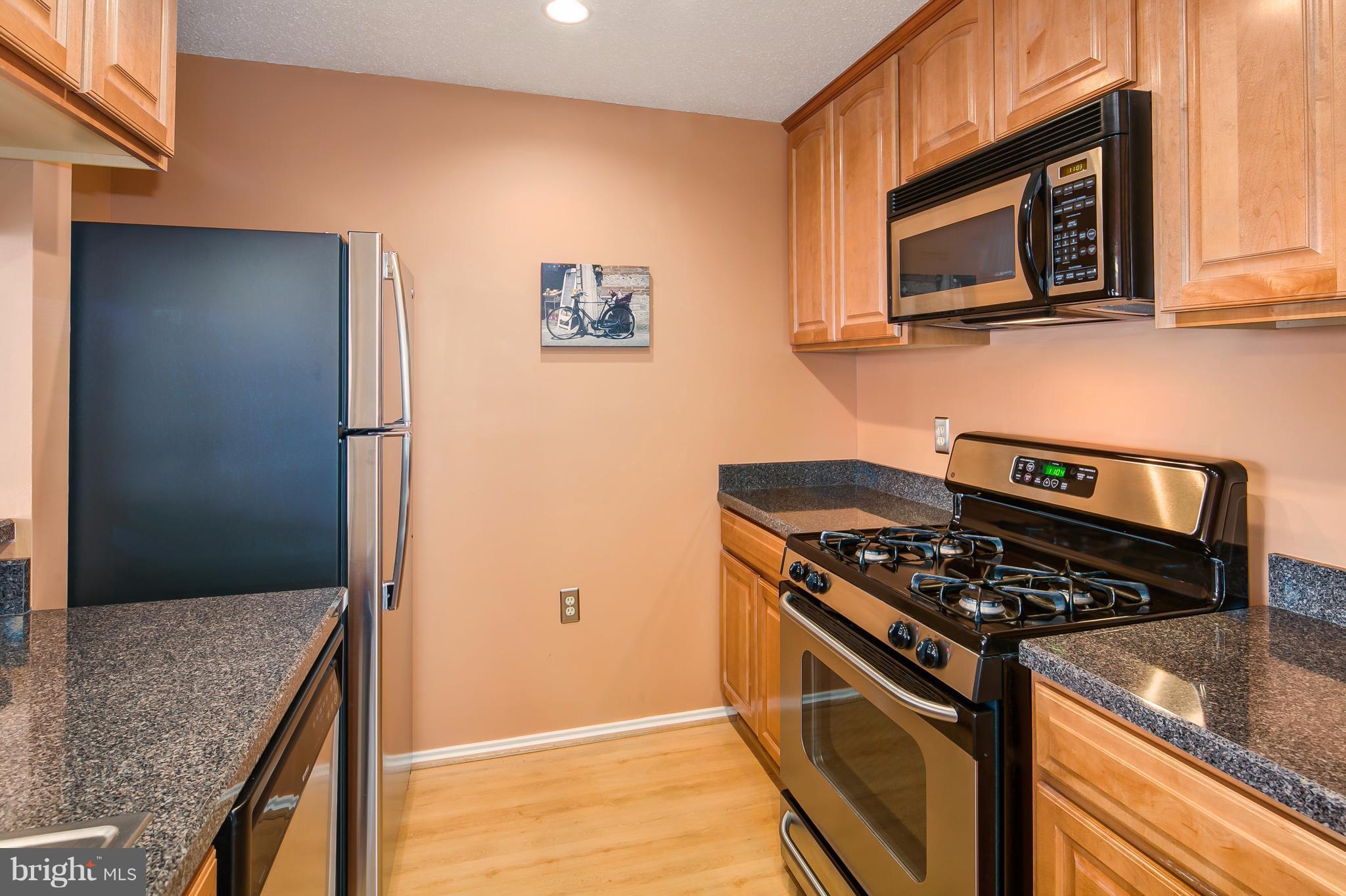 ASHBURN FARM - Residential