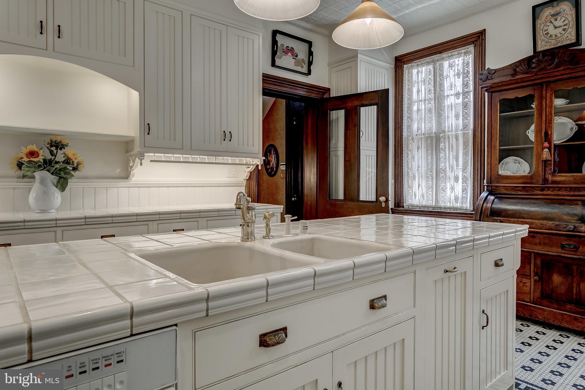 HISTORIC DISTRICT - Residential