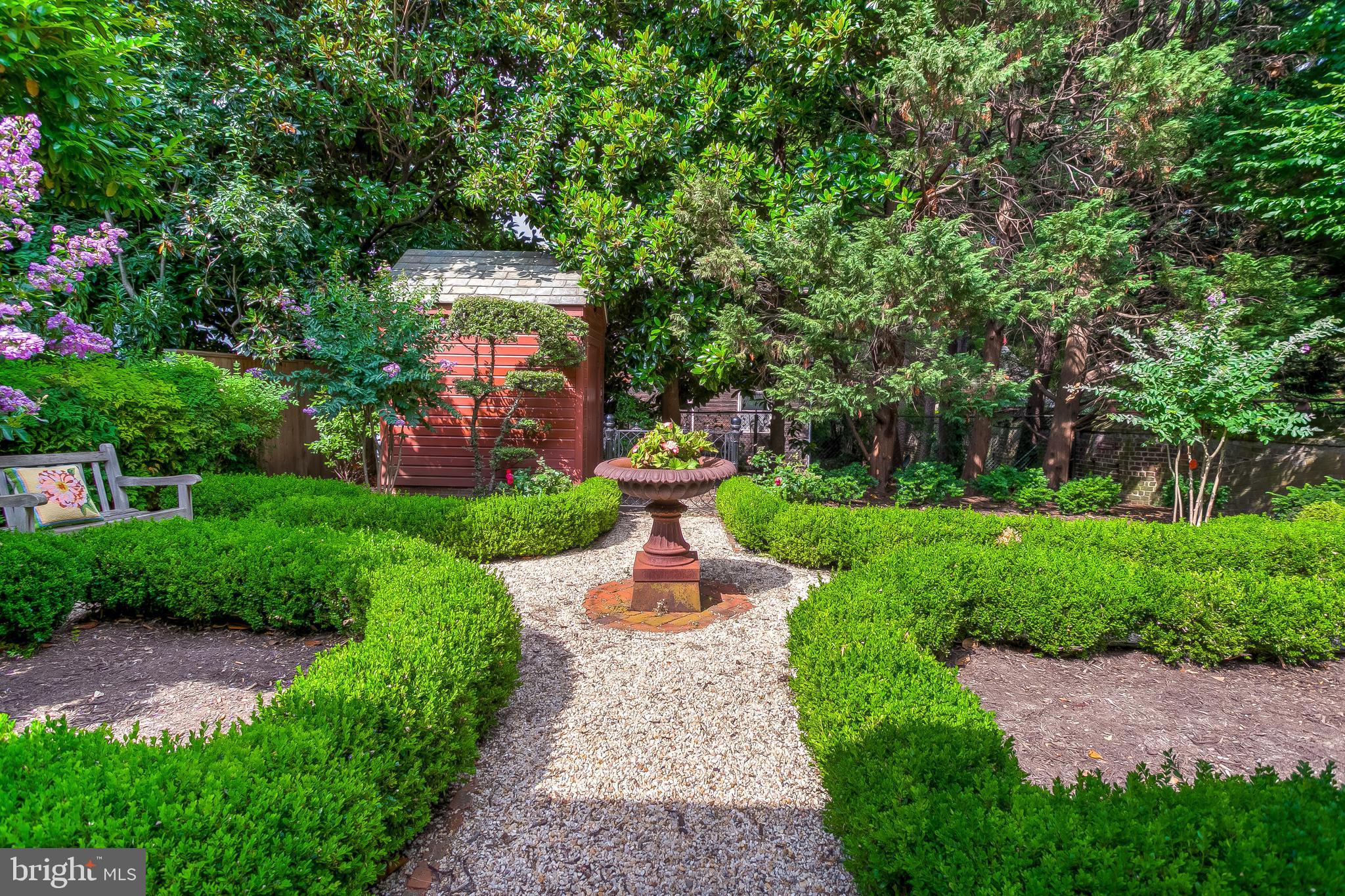 HISTORIC DISTRICT - Residential