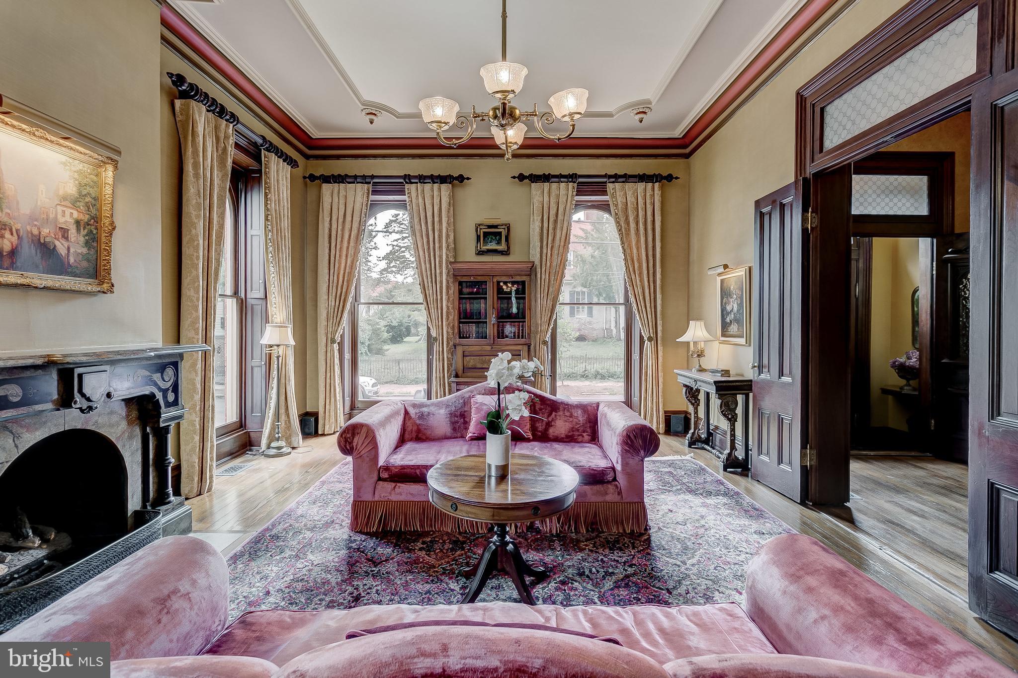 HISTORIC DISTRICT - Residential