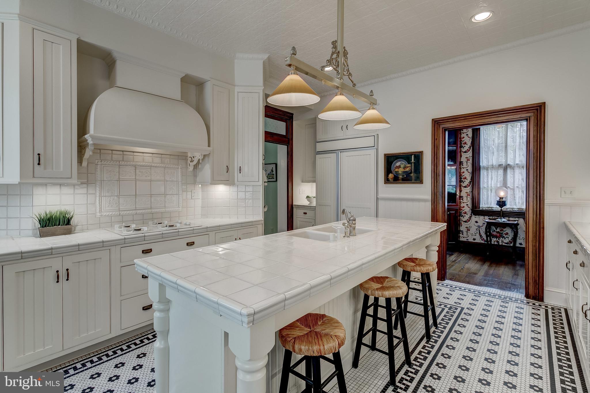 HISTORIC DISTRICT - Residential