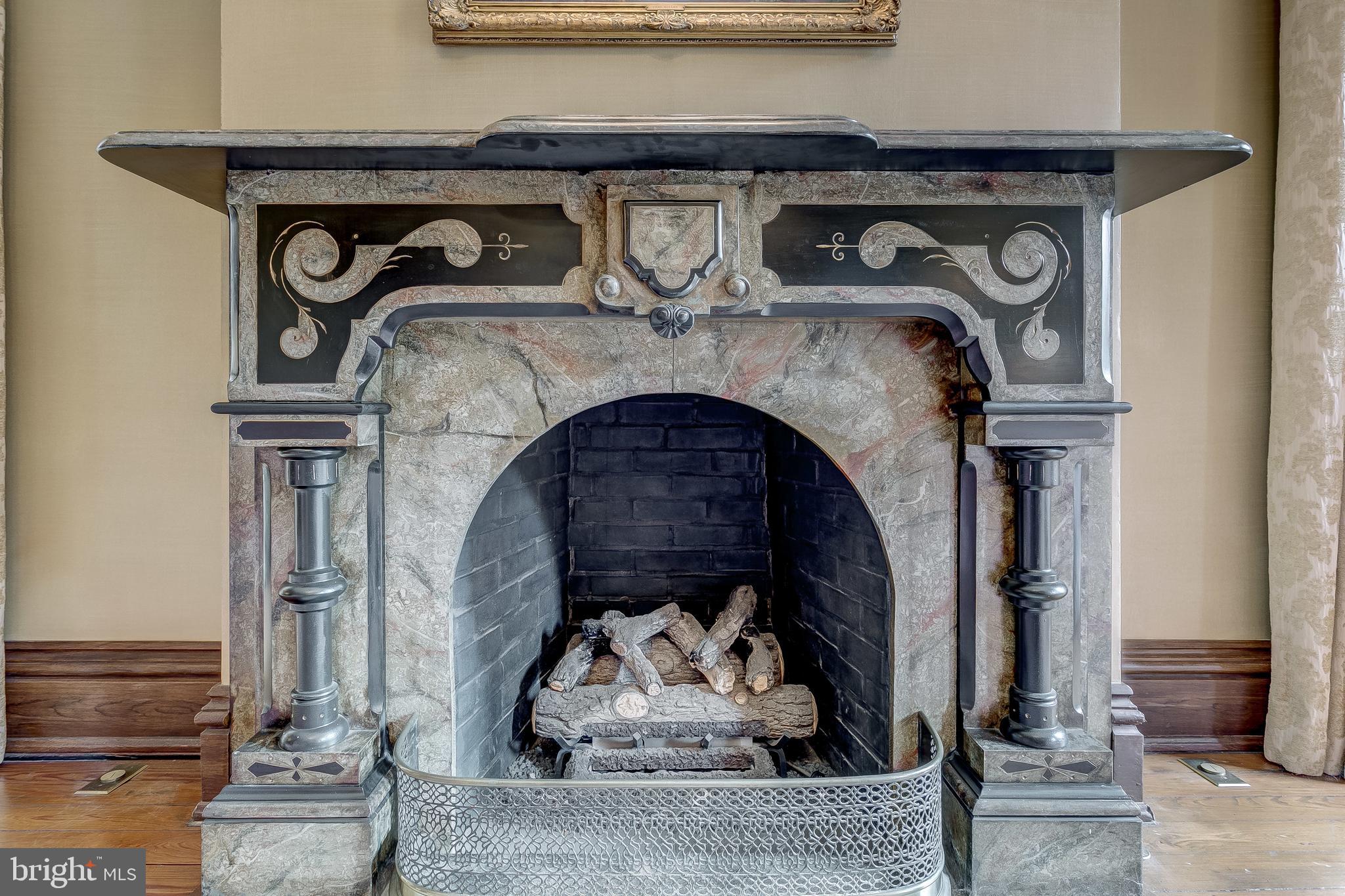 HISTORIC DISTRICT - Residential