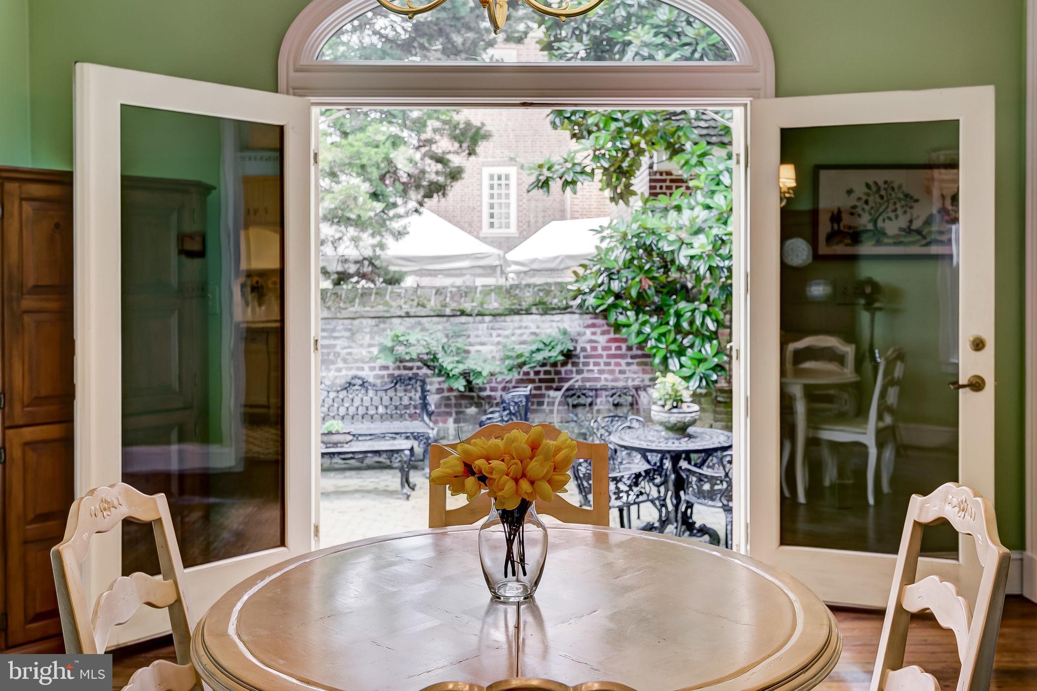 HISTORIC DISTRICT - Residential