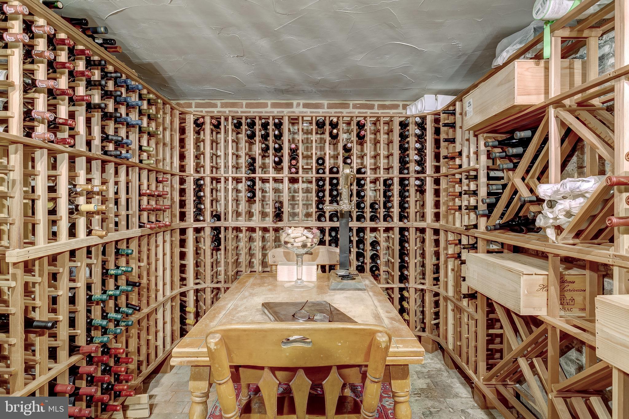 HISTORIC DISTRICT - Residential