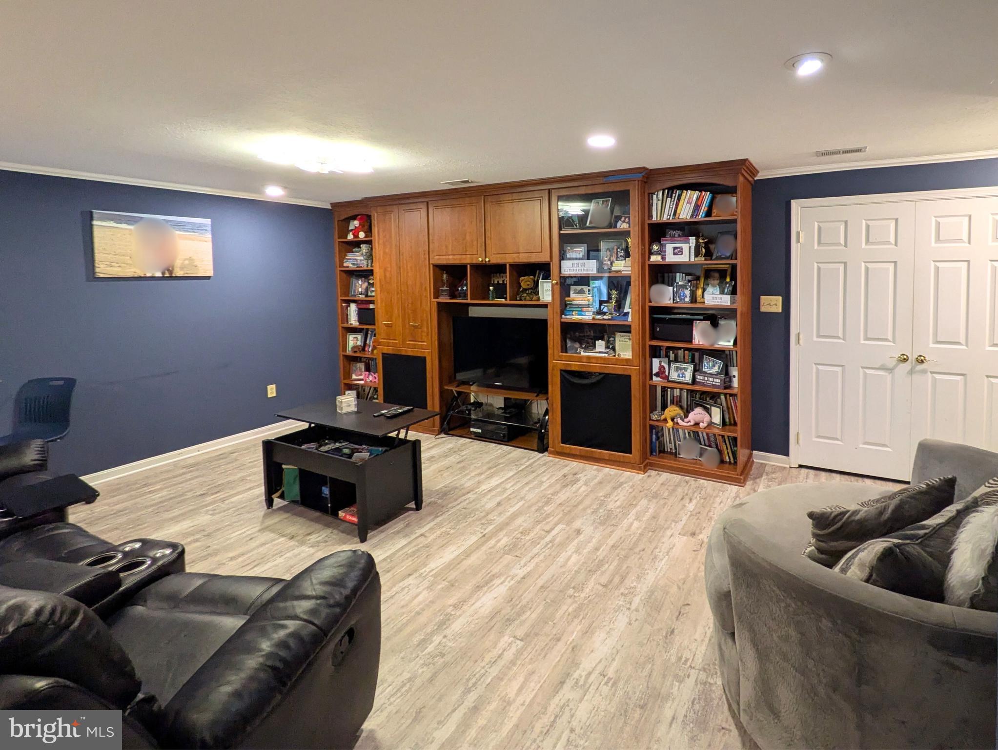 DALE CITY - Residential