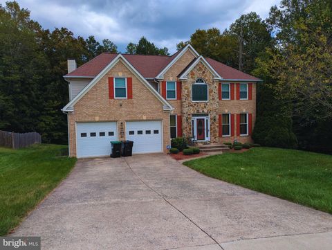 5886 RHODE ISLAND DRIVE WOODBRIDGE VA 22193