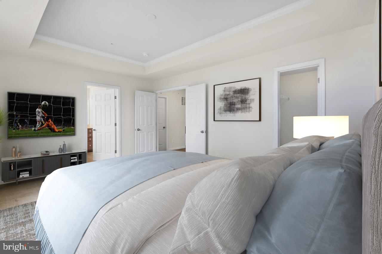 EAST GATE 3 CONDOMINIUM - Residential