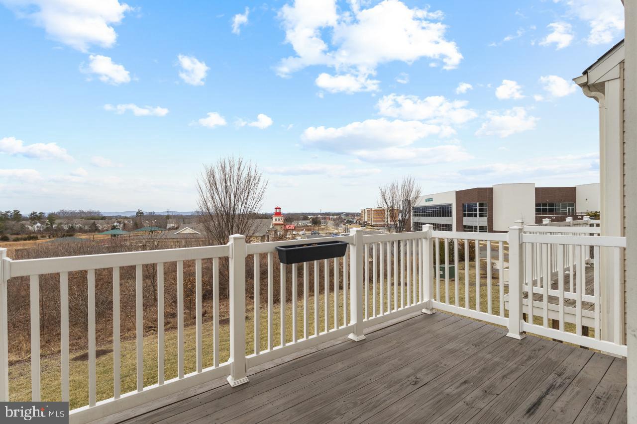 EAST GATE 3 CONDOMINIUM - Residential