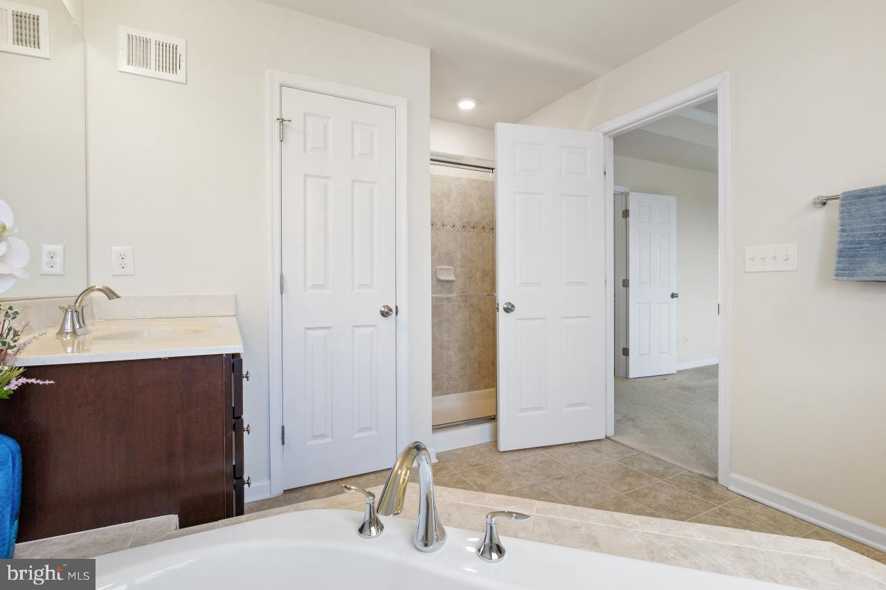 EAST GATE 3 CONDOMINIUM - Residential