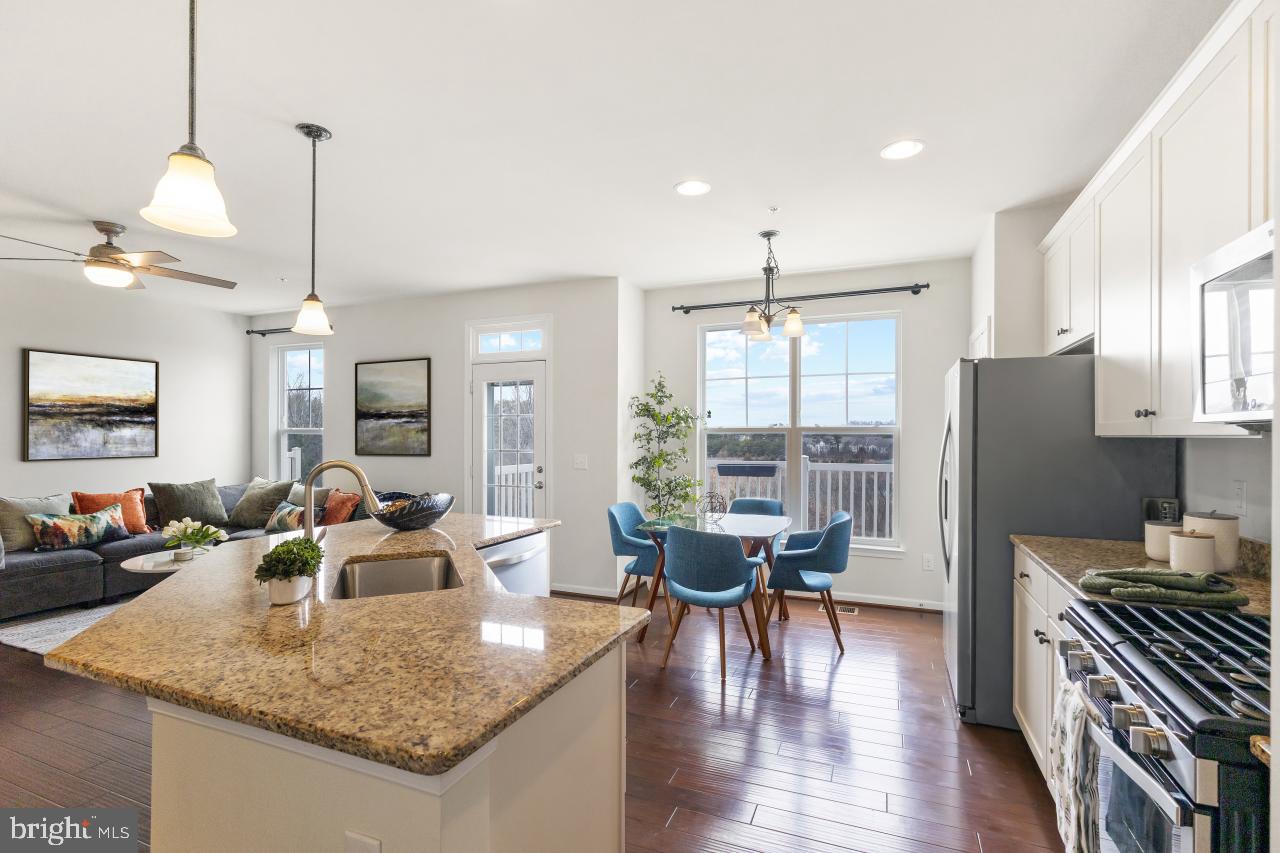 EAST GATE 3 CONDOMINIUM - Residential