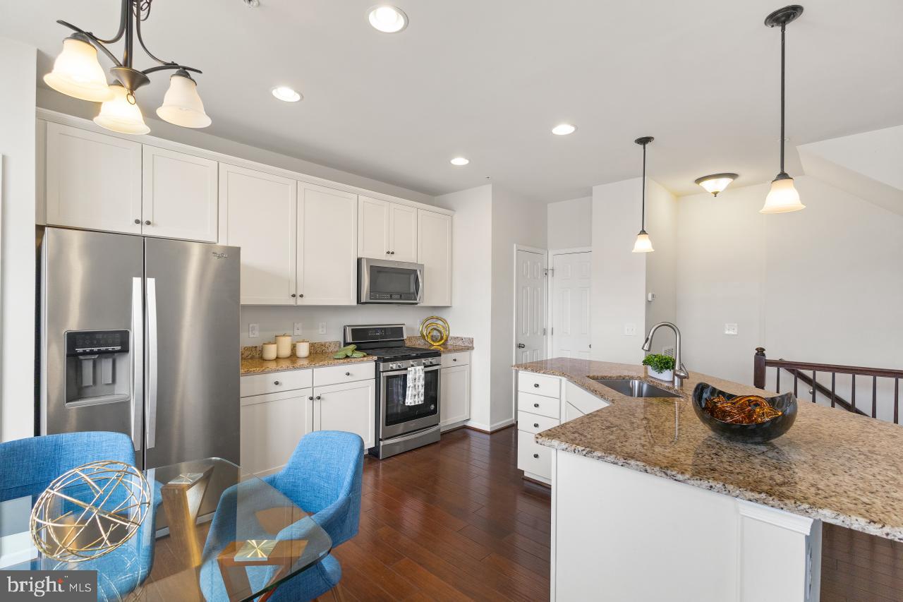 EAST GATE 3 CONDOMINIUM - Residential