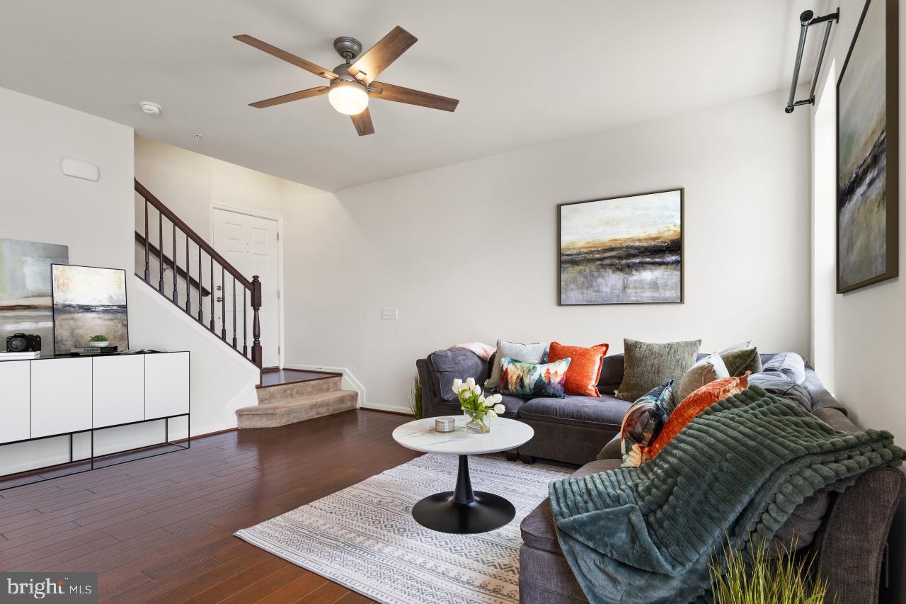 EAST GATE 3 CONDOMINIUM - Residential