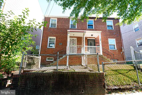 404 Burbank Street SE, Washington, DC 20019 - MLS#: DCDC2165698