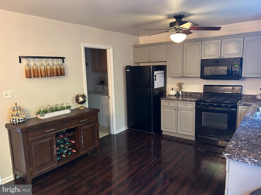 Photo of 511 Rockwood Drive, Elizabethtown, PA 17022 (MLS # PALA2043218)