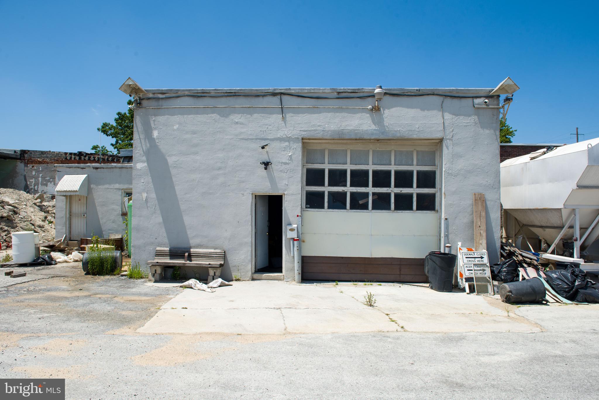 WEST PHILADELPHIA - Commercial Sale