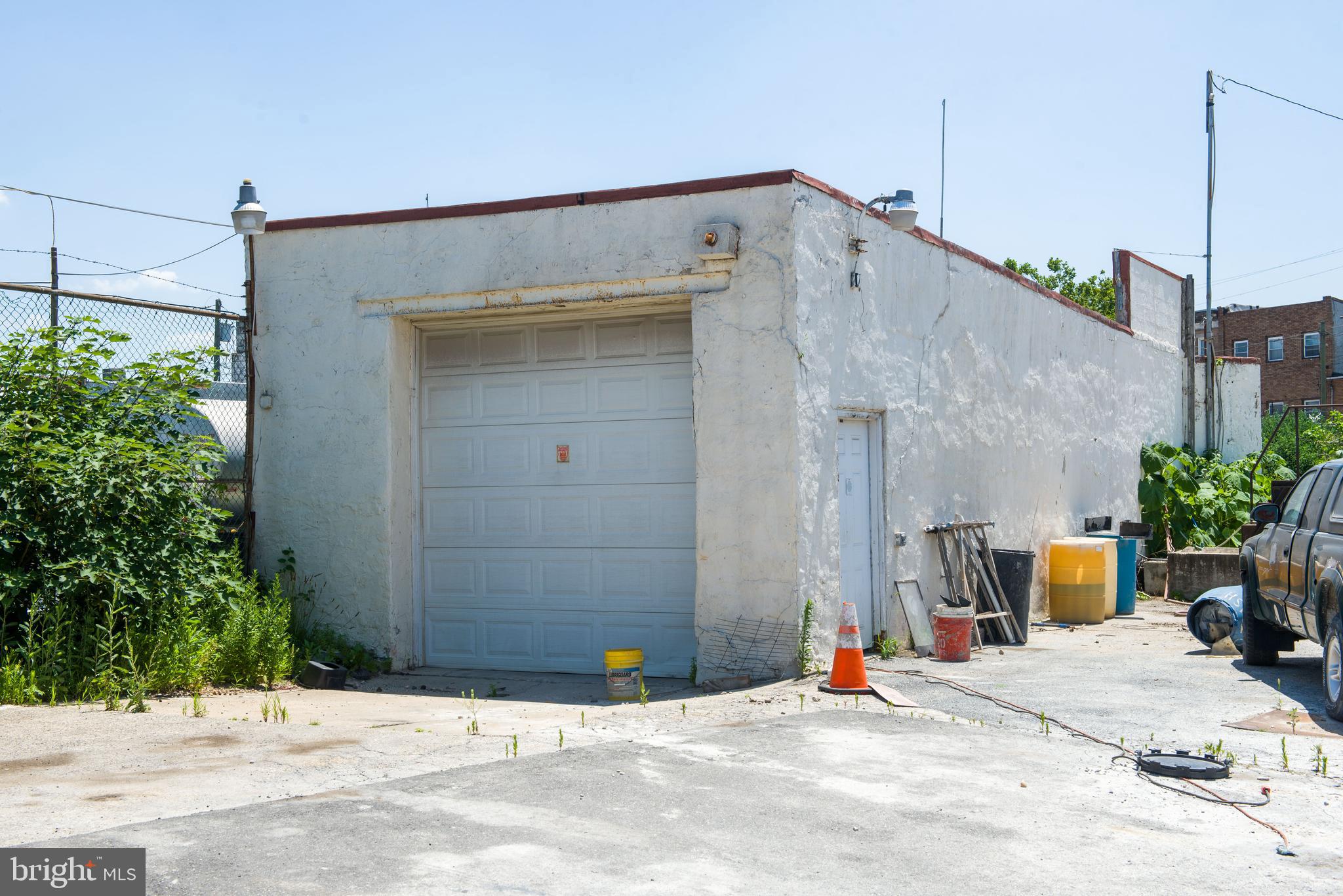 WEST PHILADELPHIA - Commercial Sale