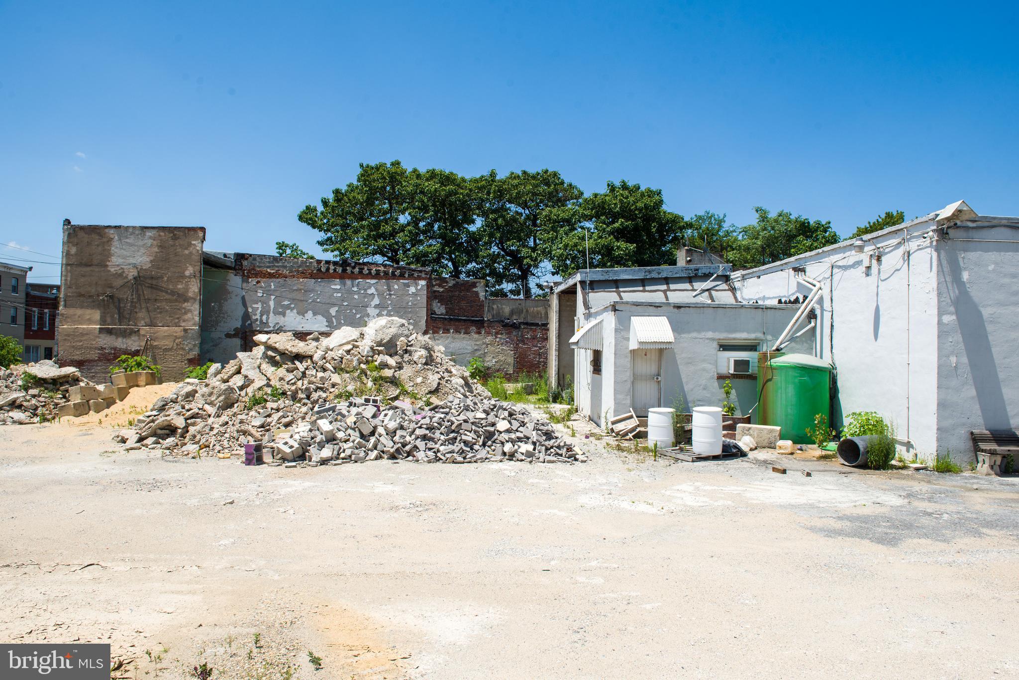 WEST PHILADELPHIA - Commercial Sale