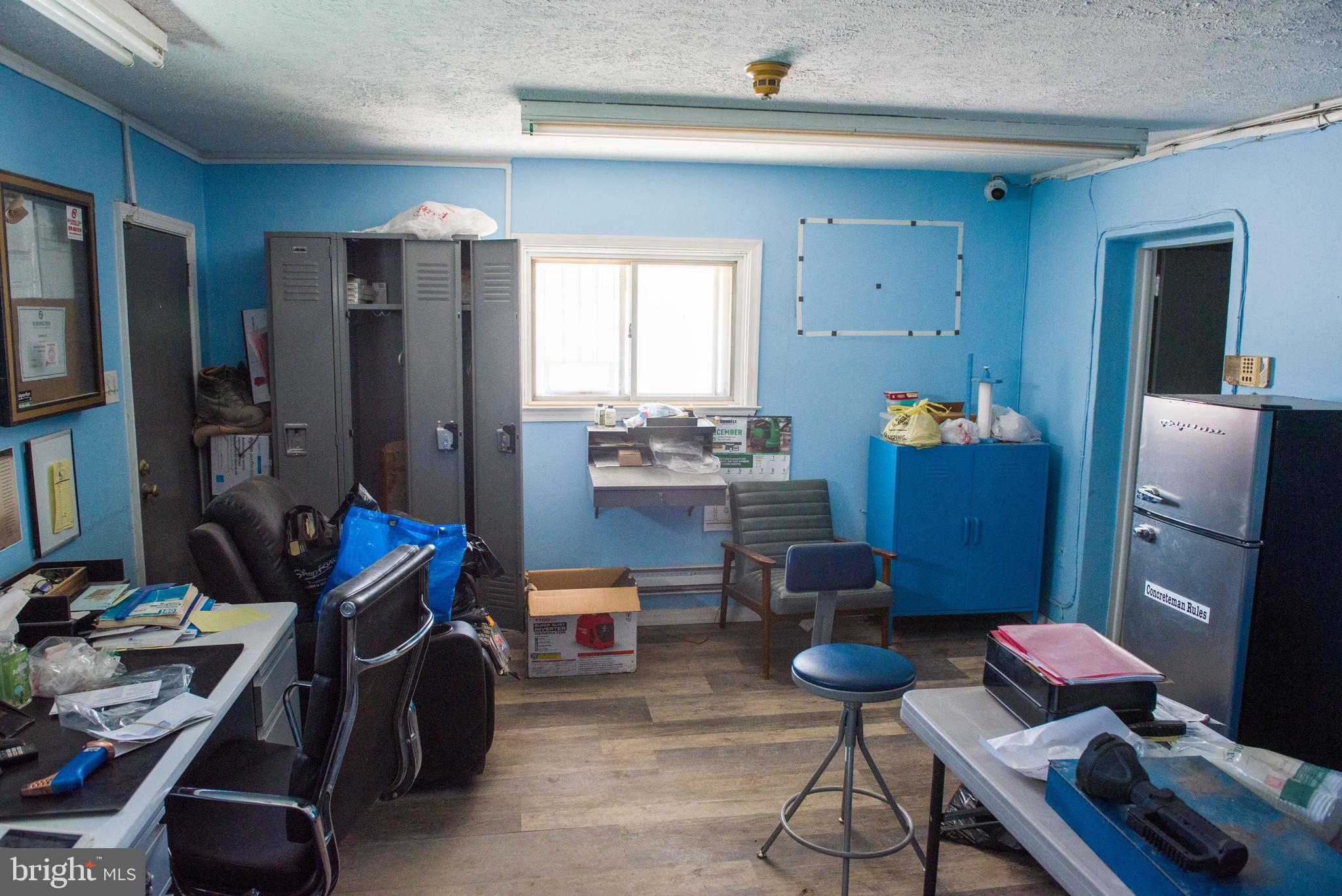 WEST PHILADELPHIA - Commercial Sale