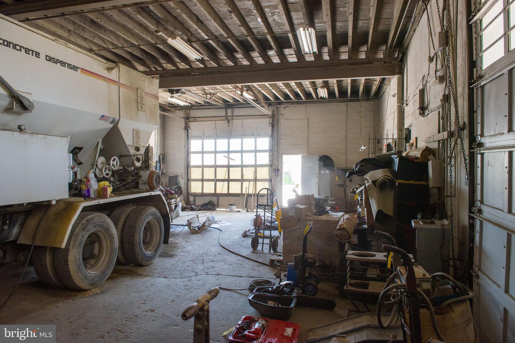 WEST PHILADELPHIA - Commercial Sale