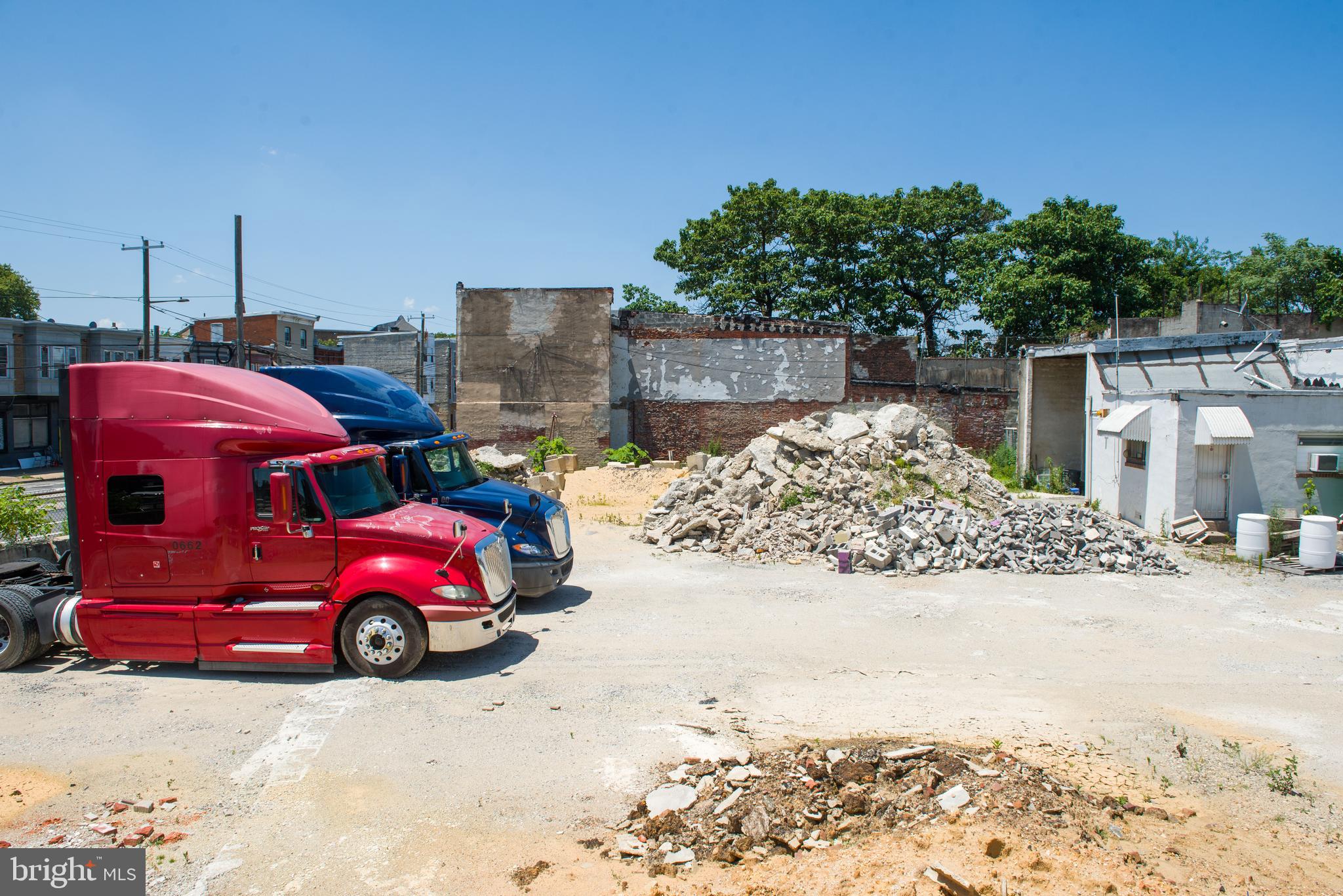 WEST PHILADELPHIA - Commercial Sale