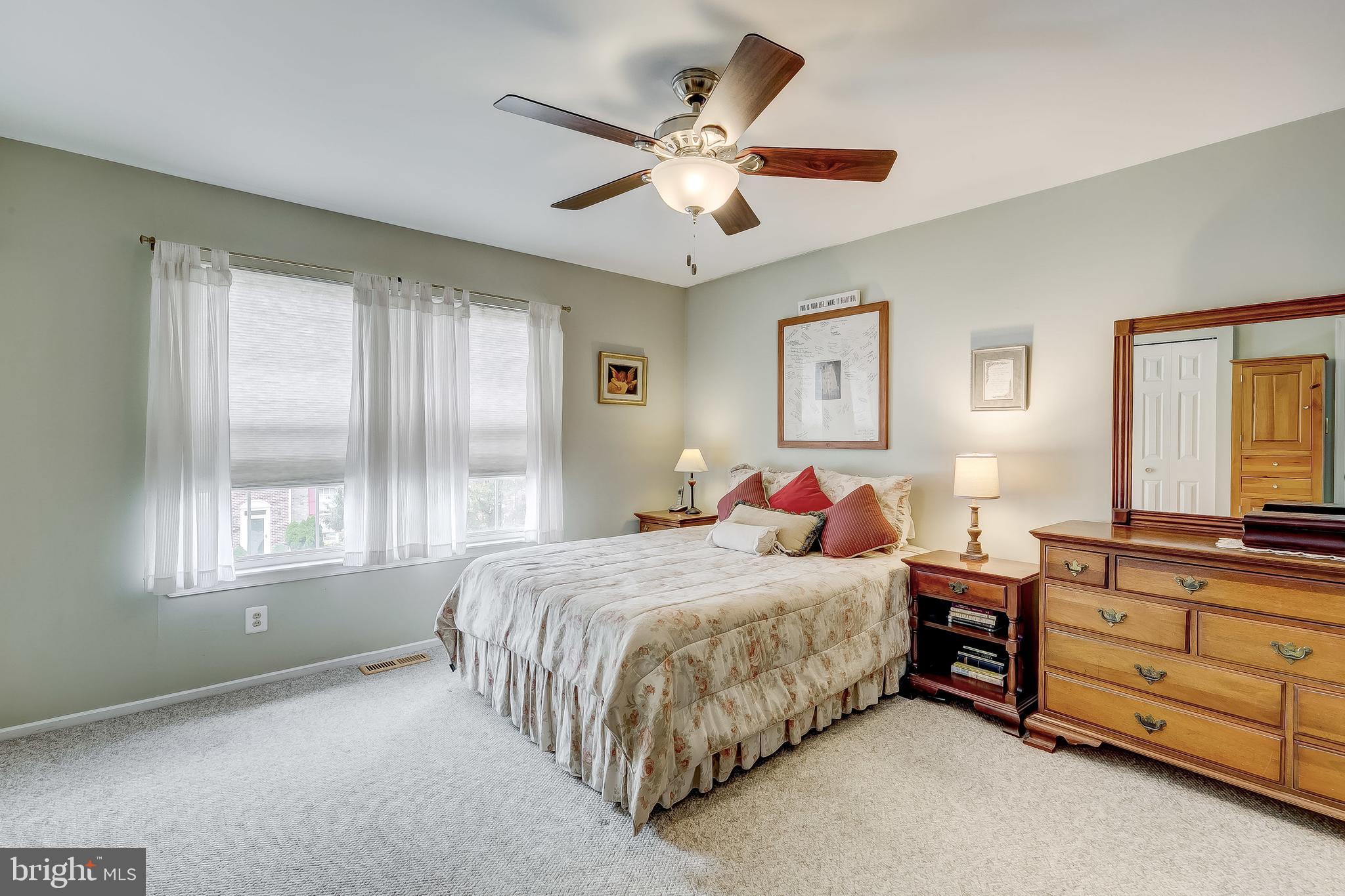 HINES ESTATES - Residential