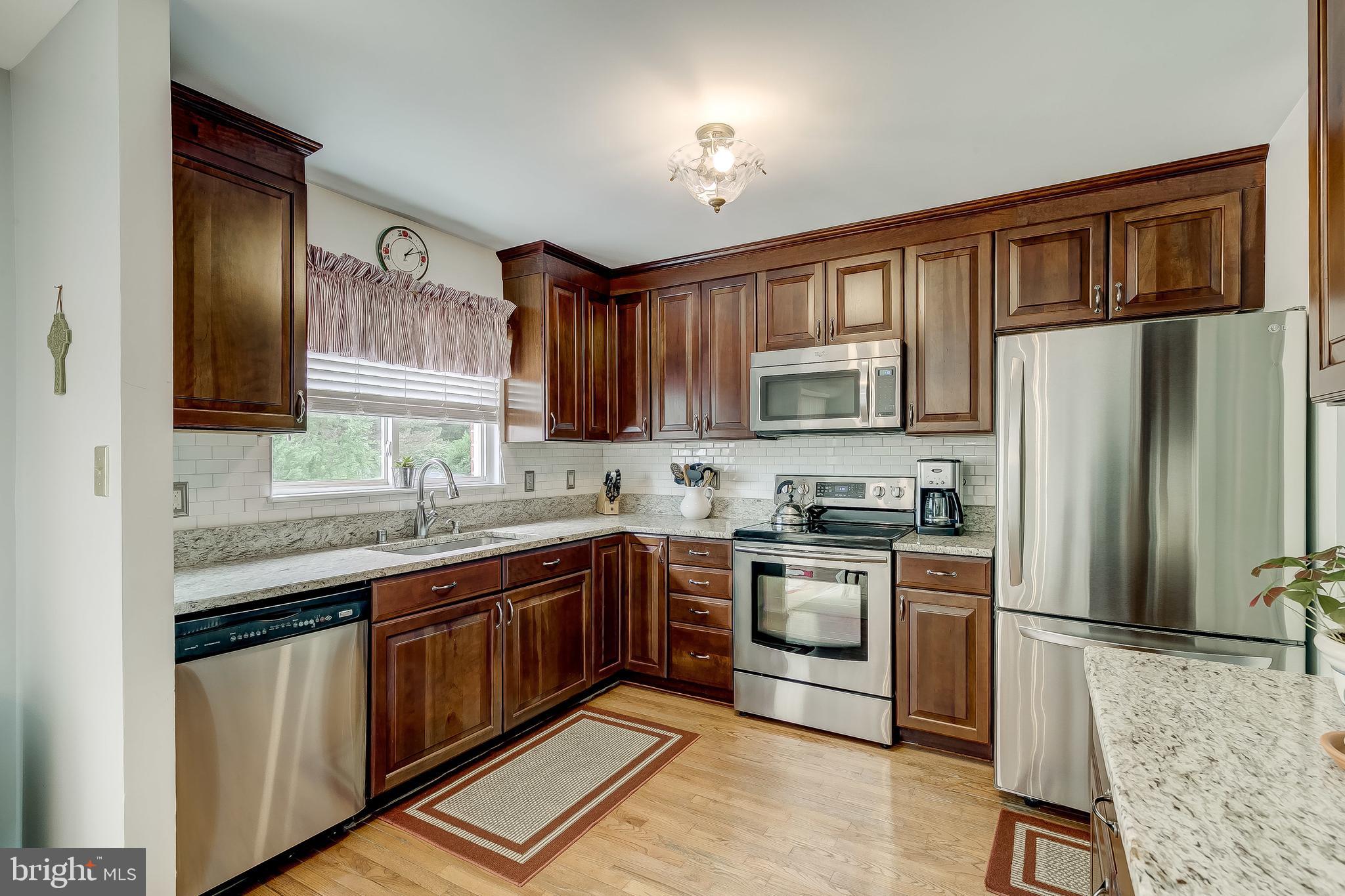 HINES ESTATES - Residential