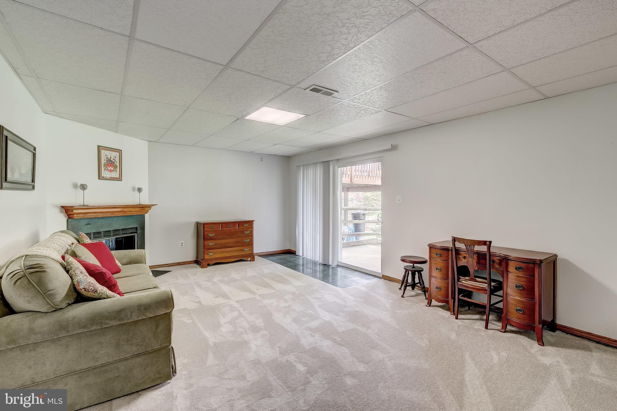 HINES ESTATES - Residential