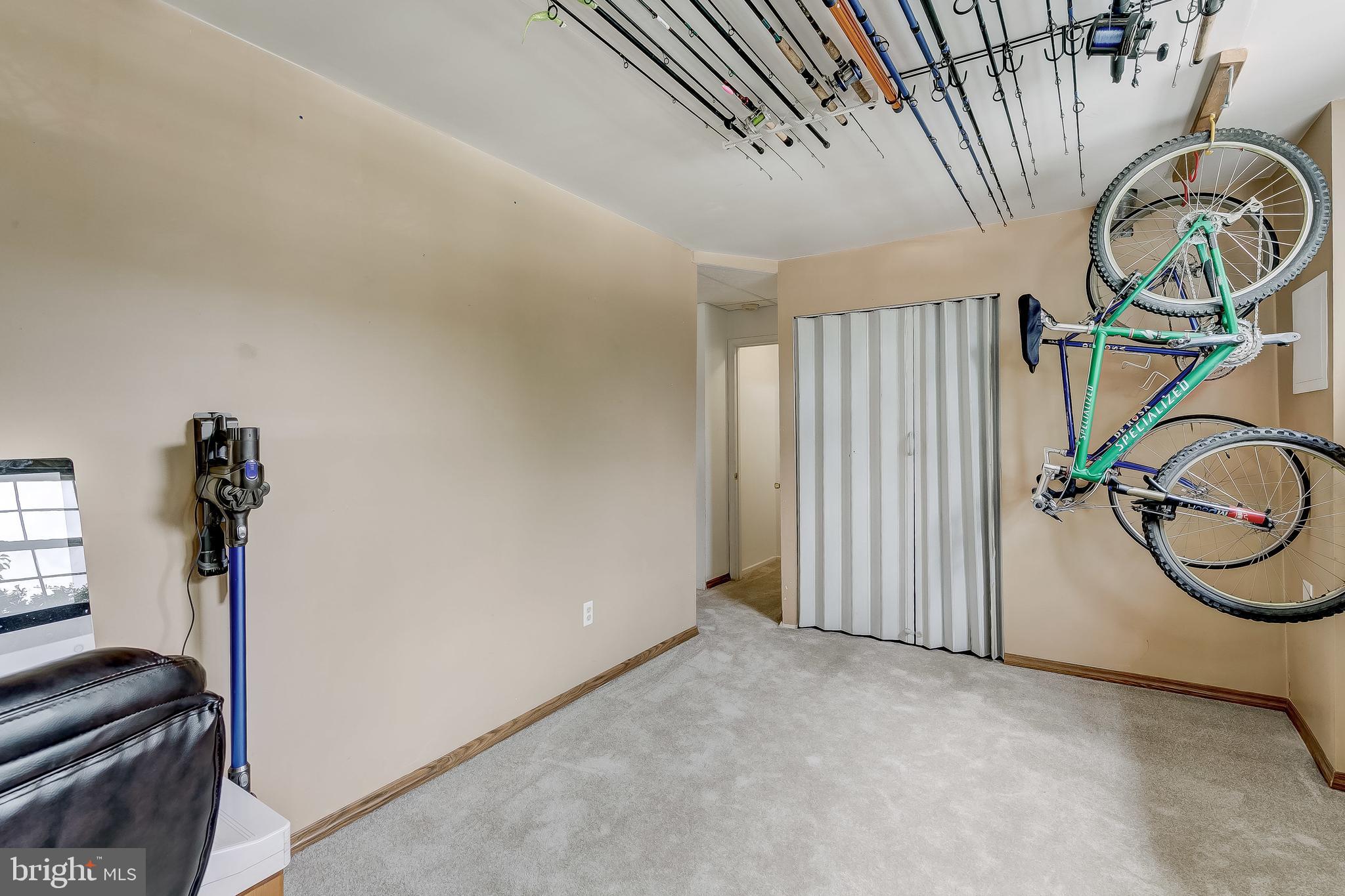 HINES ESTATES - Residential