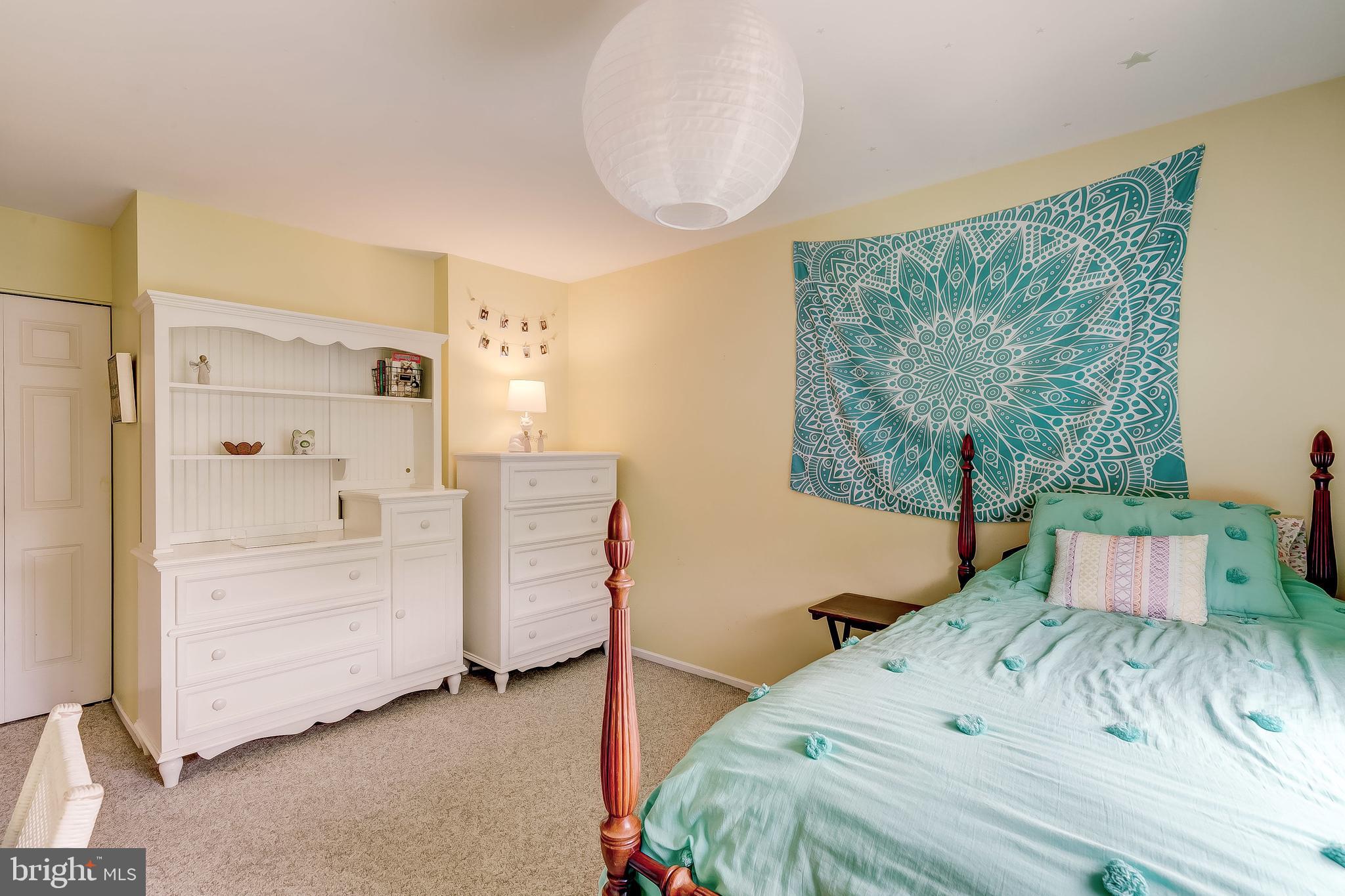 HINES ESTATES - Residential