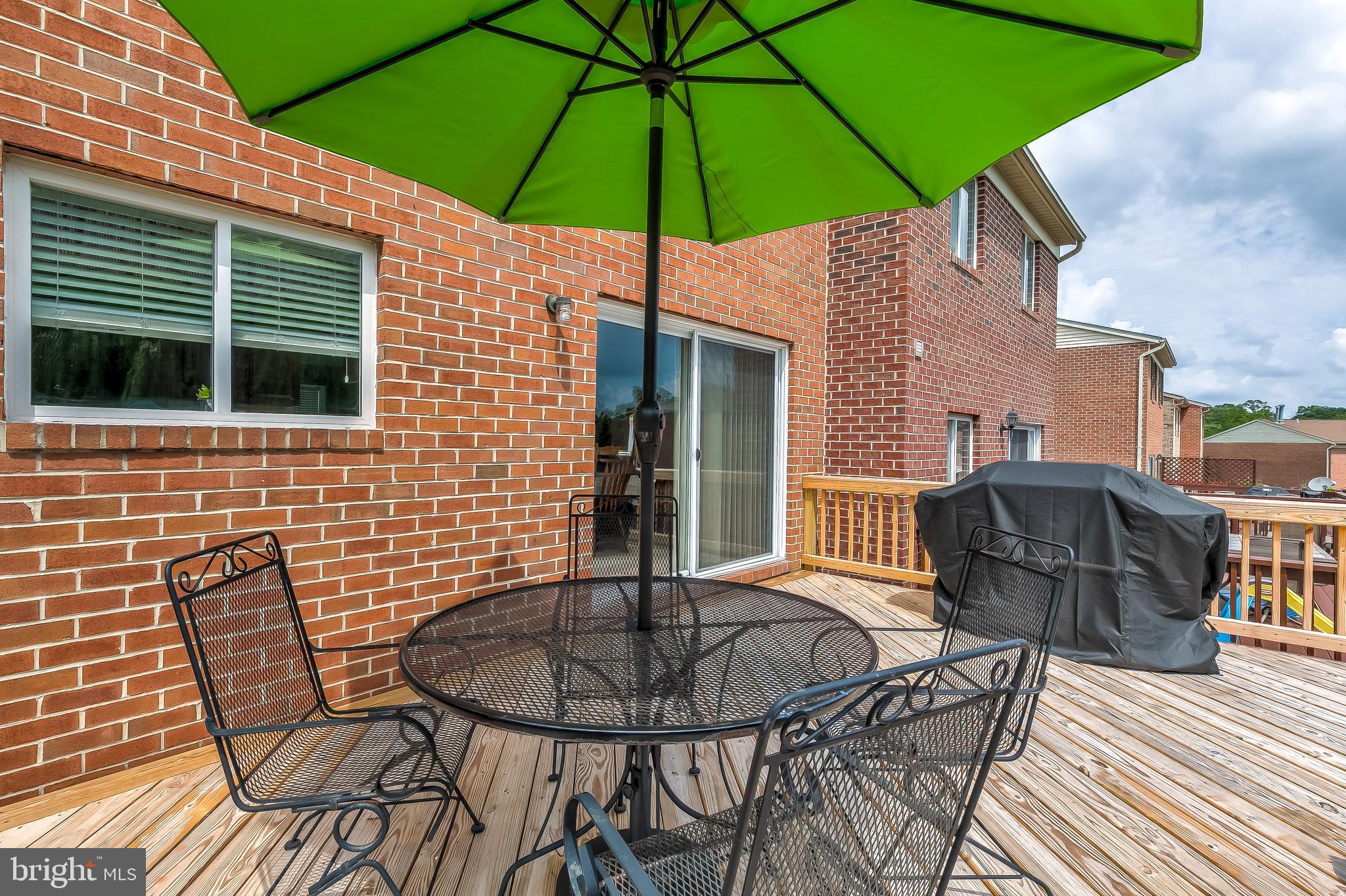 HINES ESTATES - Residential