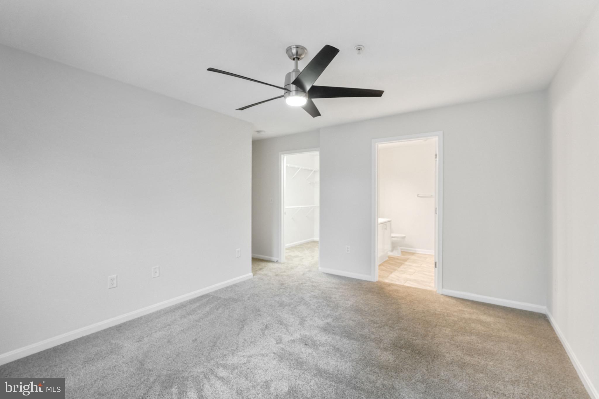 DREAMERS COVE - Residential Lease