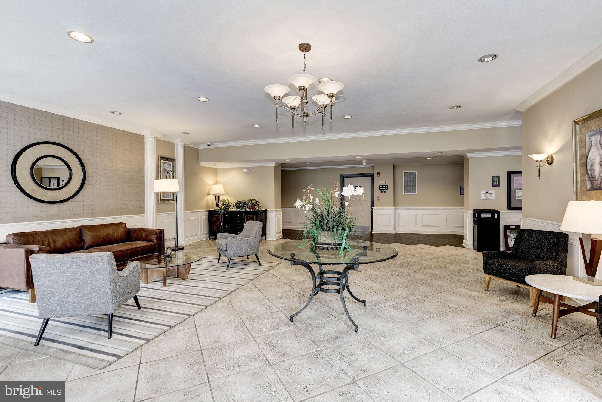 MAIN STREET GREEN - Residential Lease